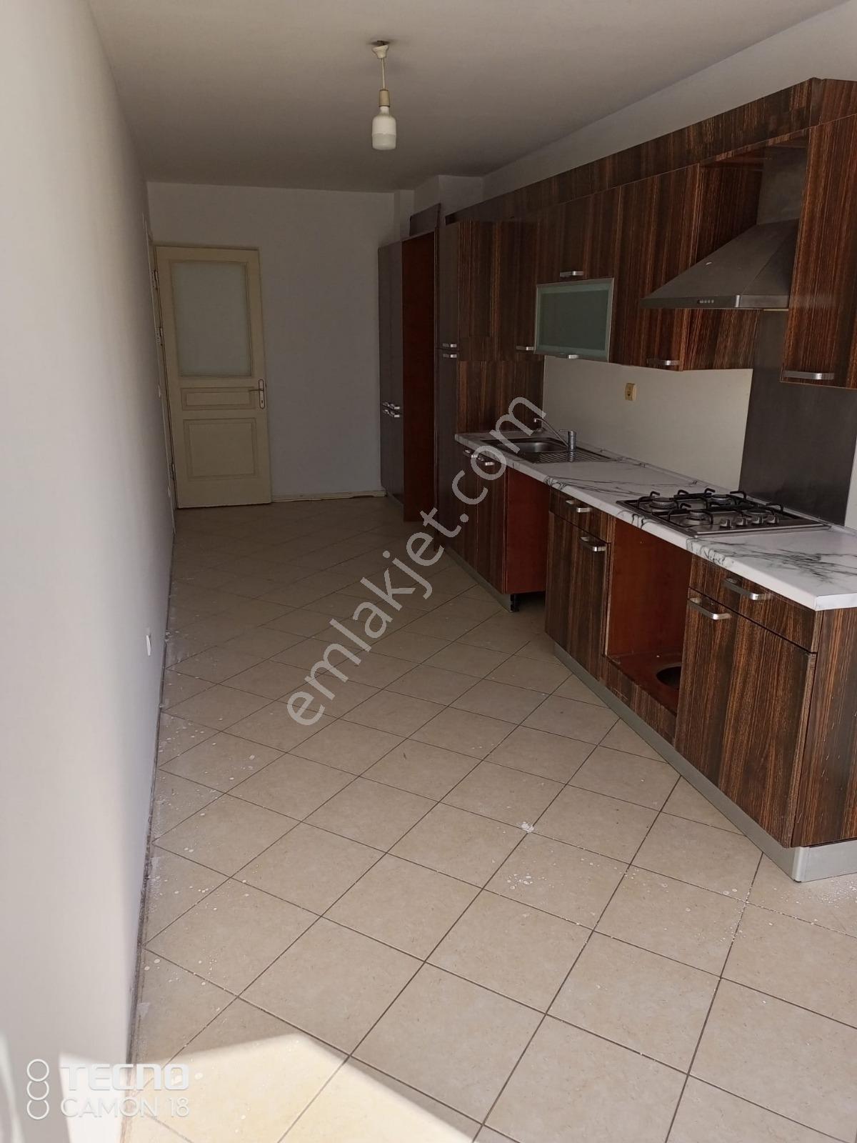 Acil Satılık Bu Fiyata Böyle Daire Yok 130 M2 3+1 Geniş Daire — fotoğraf 10
