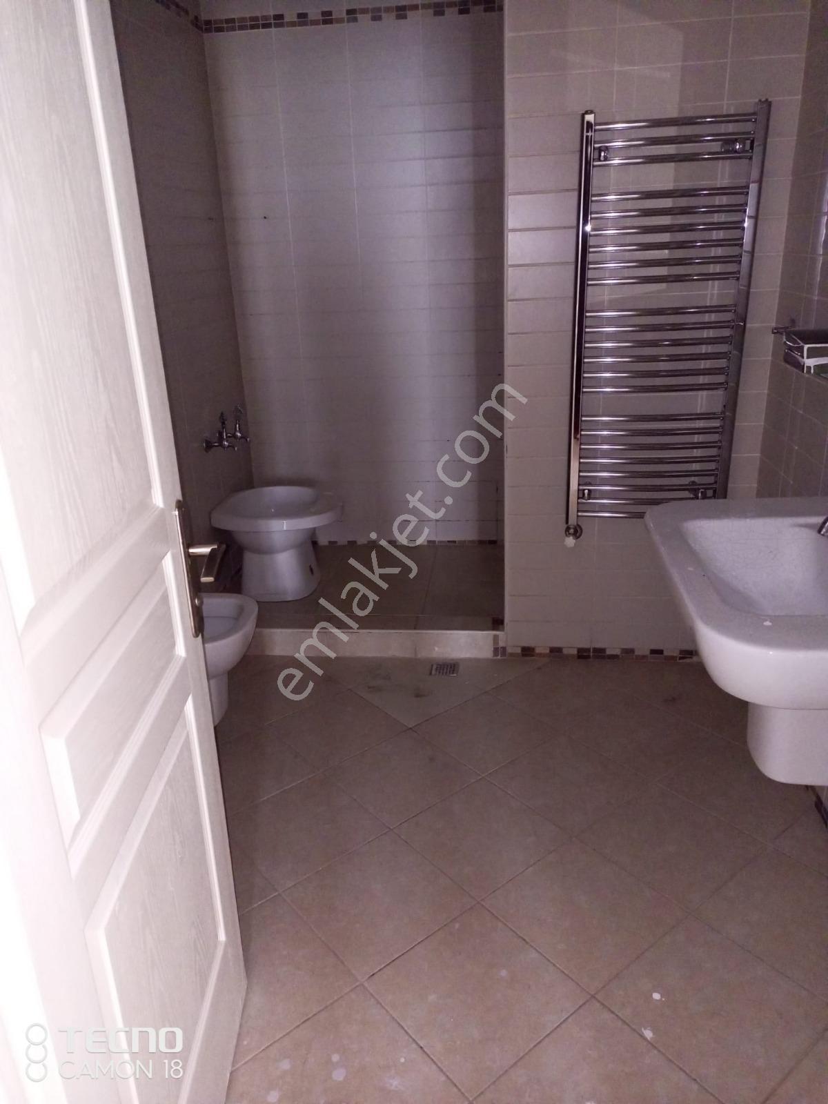 Acil Satılık Bu Fiyata Böyle Daire Yok 130 M2 3+1 Geniş Daire — fotoğraf 11