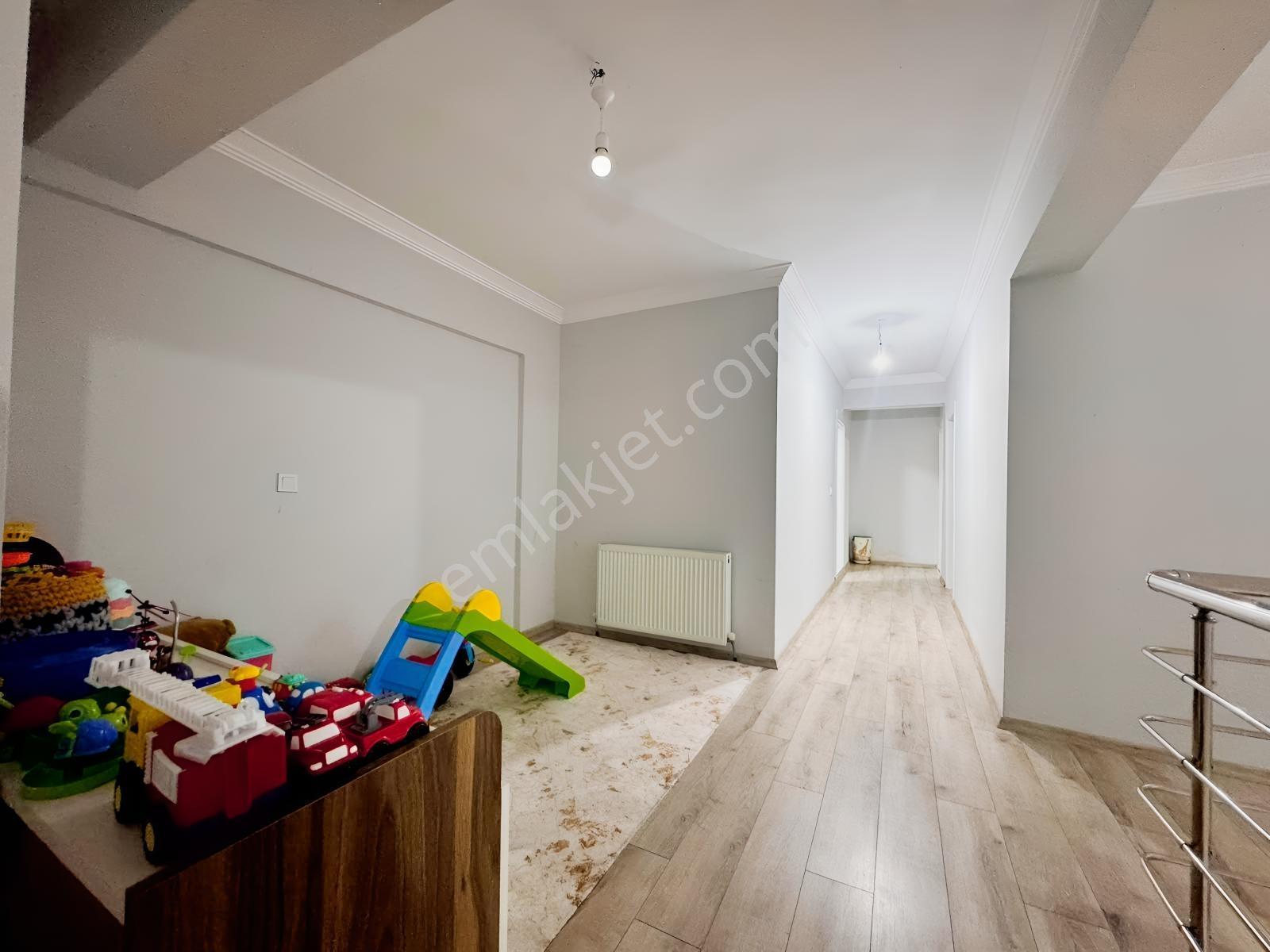 Durali Alıç Mah. Cumhuriyet Sitesinde 4+1 Satılık Daire — fotoğraf 21