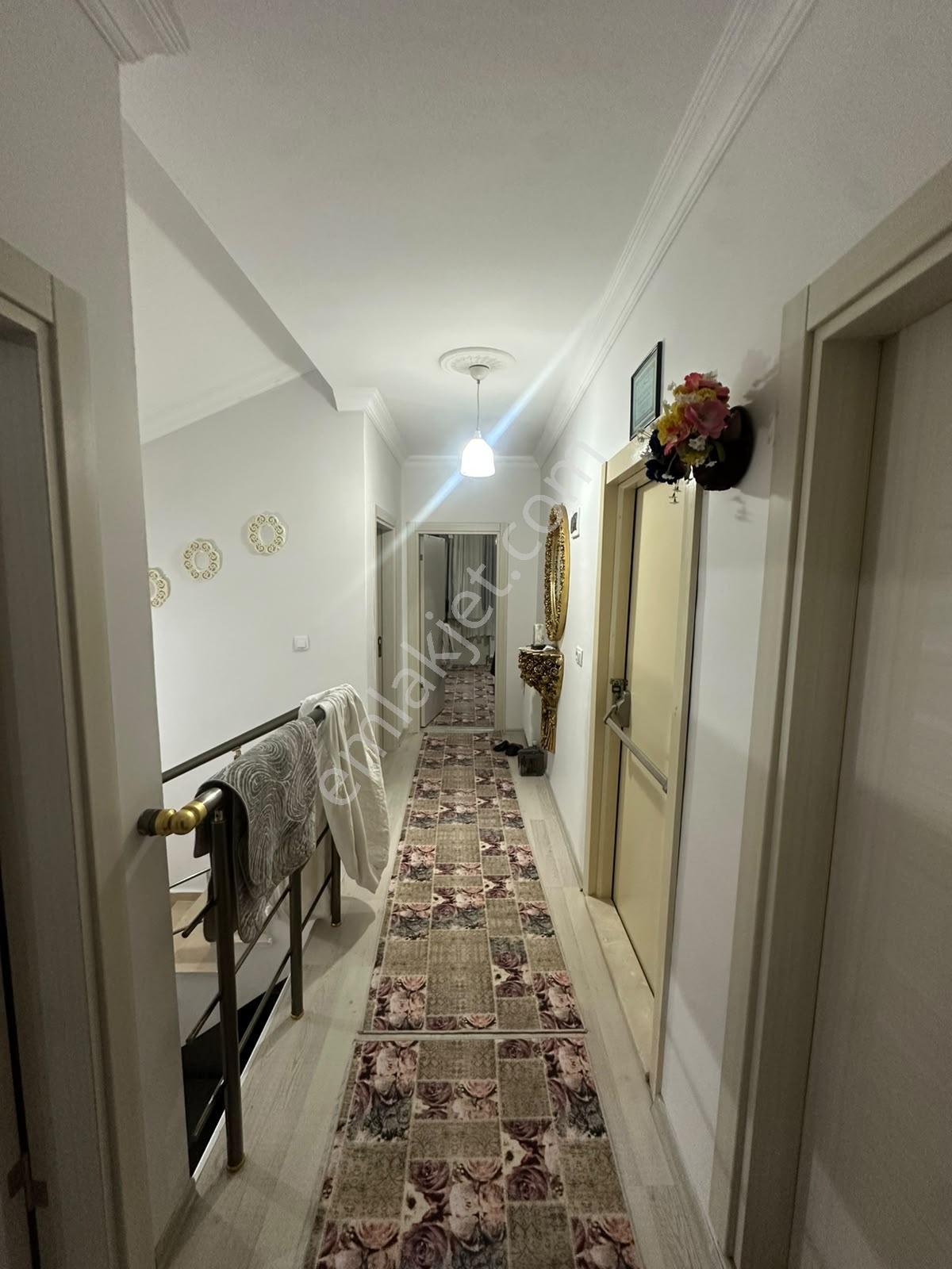 Mustafapaşa Mah'de 4+2 Geniş Teraslı Satılık Dubleks — fotoğraf 3