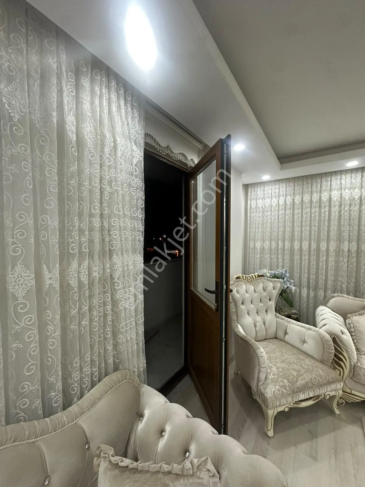 Mustafapaşa Mah'de 4+2 Geniş Teraslı Satılık Dubleks — fotoğraf 12
