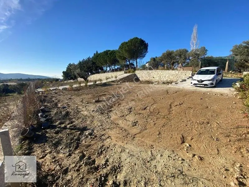 Konsept'den Tapulu,elektrik -su Aktif, Taş Duvarlı Satılık Arsa — fotoğraf 6