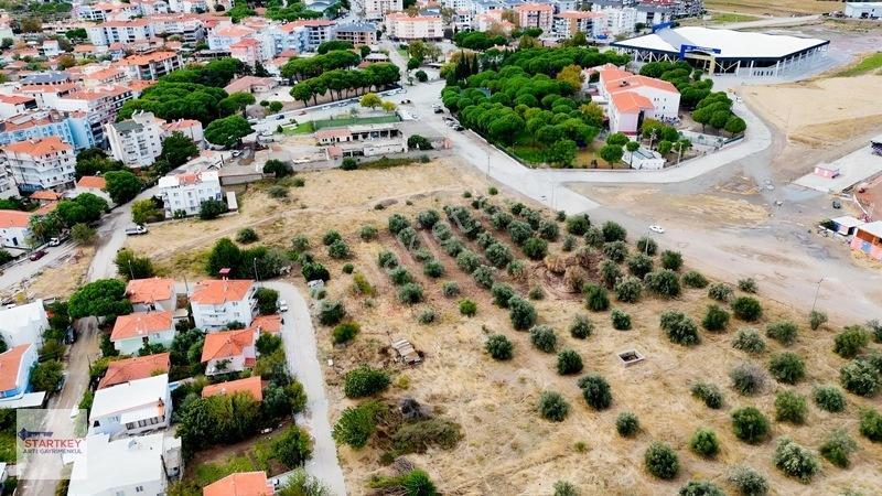 Ayvalık Altınova 3 Katlı Satılık İmarlı Arsa — fotoğraf 6