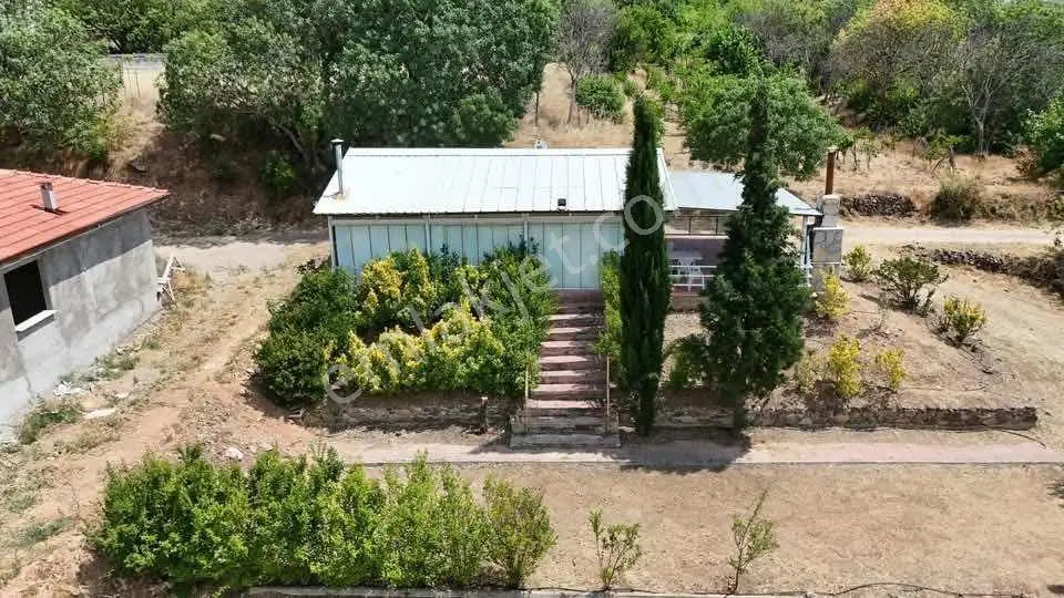 Özgün'den Sarıcakaya Mayıslar Köyünde 1260m² Ev Ve Arsa — fotoğraf 3