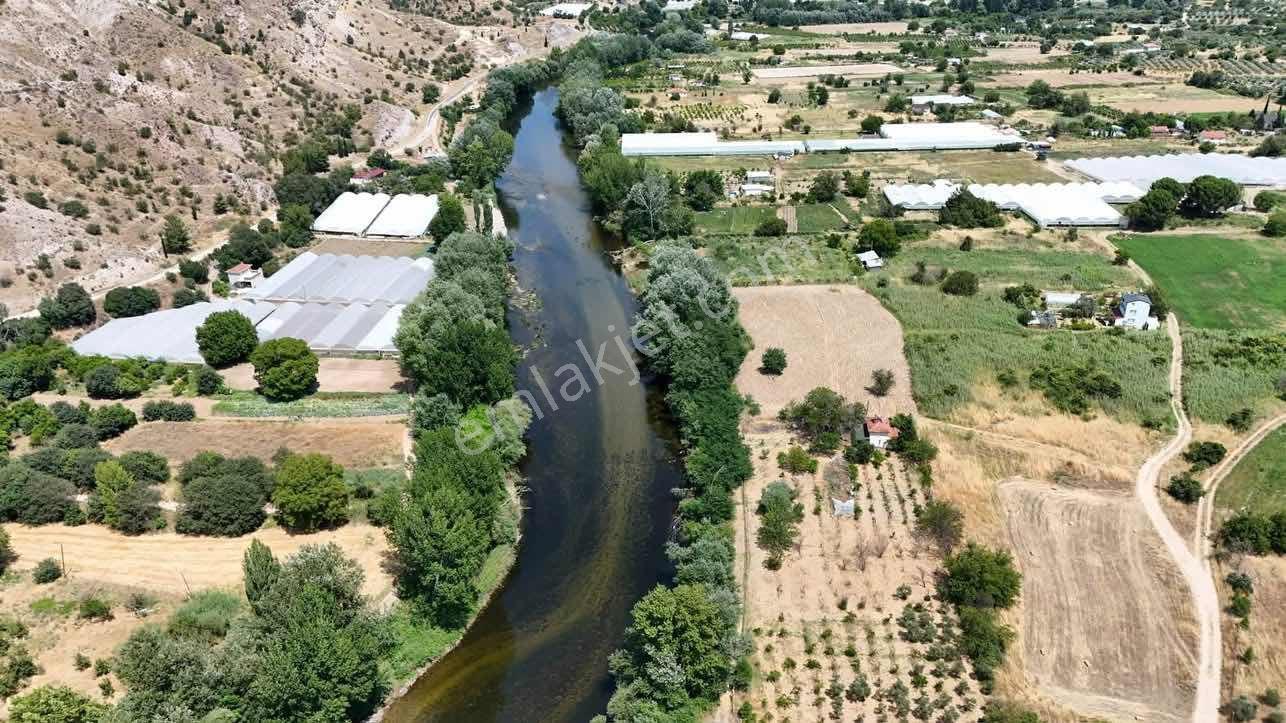 Özgün'den Sarıcakaya Mayıslar Köyünde 1260m² Ev Ve Arsa — fotoğraf 9