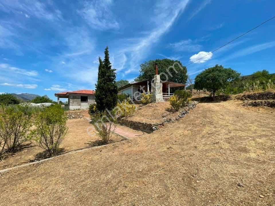Özgün'den Sarıcakaya Mayıslar Köyünde 1260m² Ev Ve Arsa — fotoğraf 32