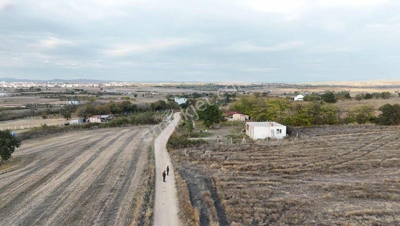 Güneş Emlak'tan Harıka Konumda Bağ Yerı — fotoğraf 4