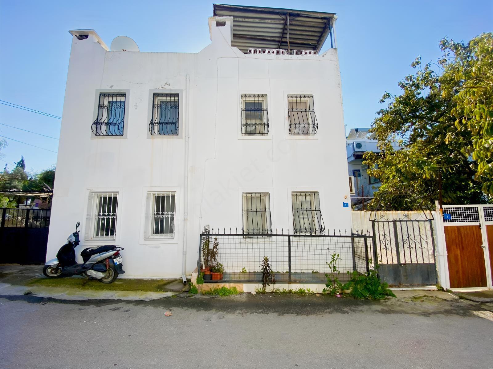 Bodrum Eskiçeşmede Satılık