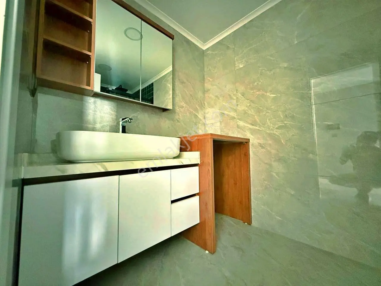Uytundan Akçay Kızılkeçilide Yerden Isıtmalı 2+1 Lüks Daire — fotoğraf 6