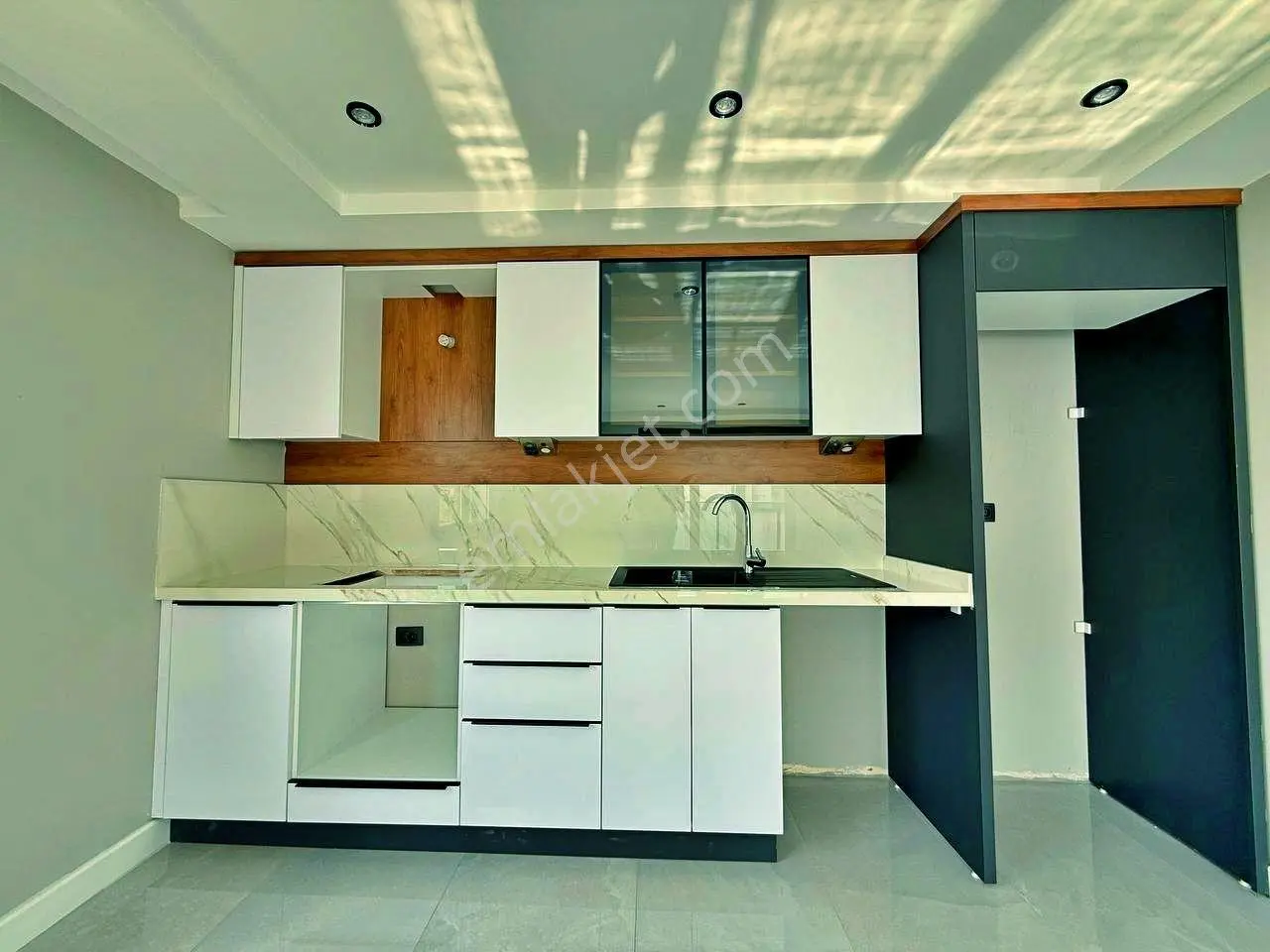 Uytundan Akçay Kızılkeçilide Yerden Isıtmalı 2+1 Lüks Daire — fotoğraf 32