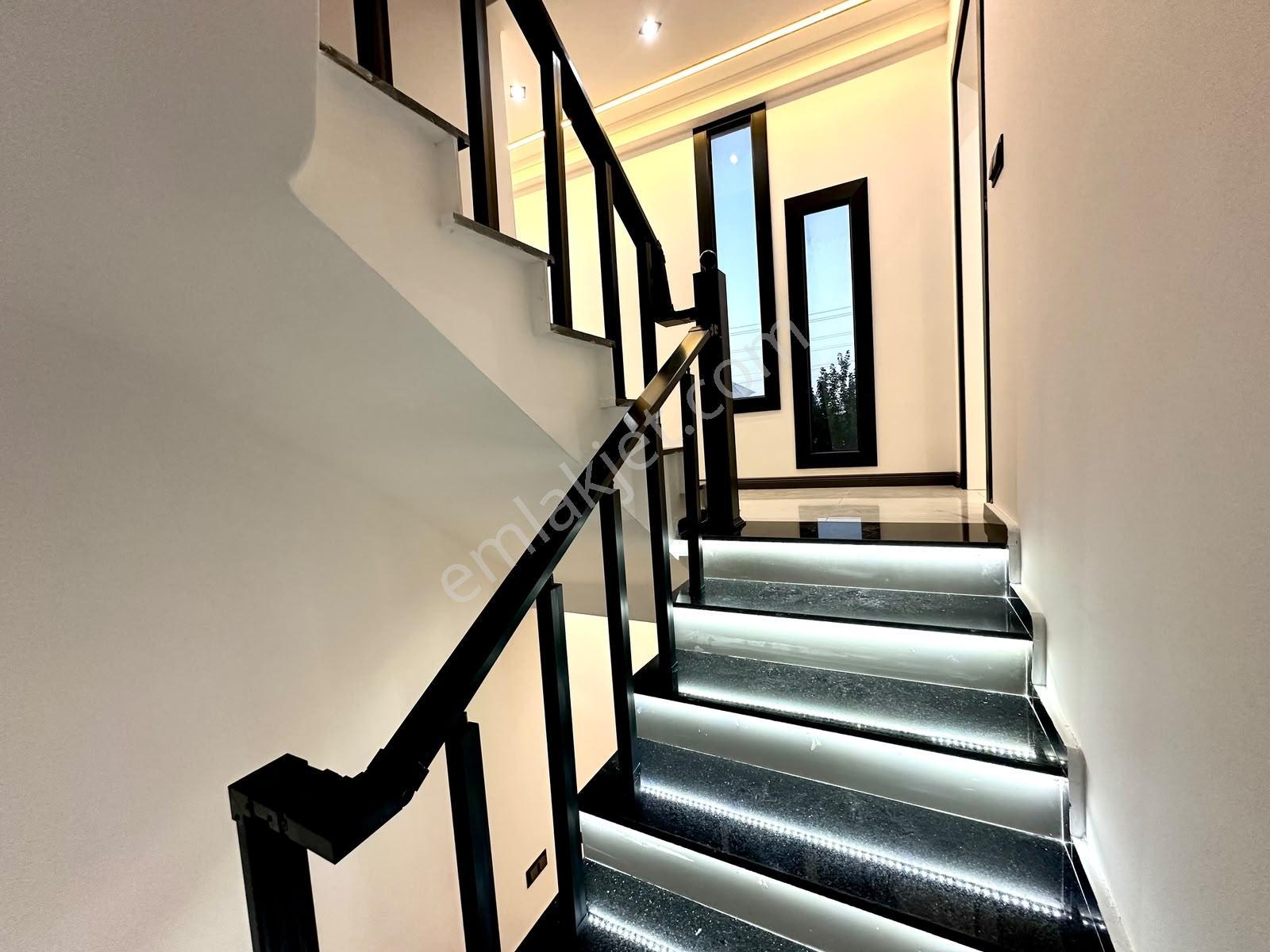 Adın Didim Hisarda İskanlı 6+1 Satılık Havuzlu Villa — fotoğraf 6