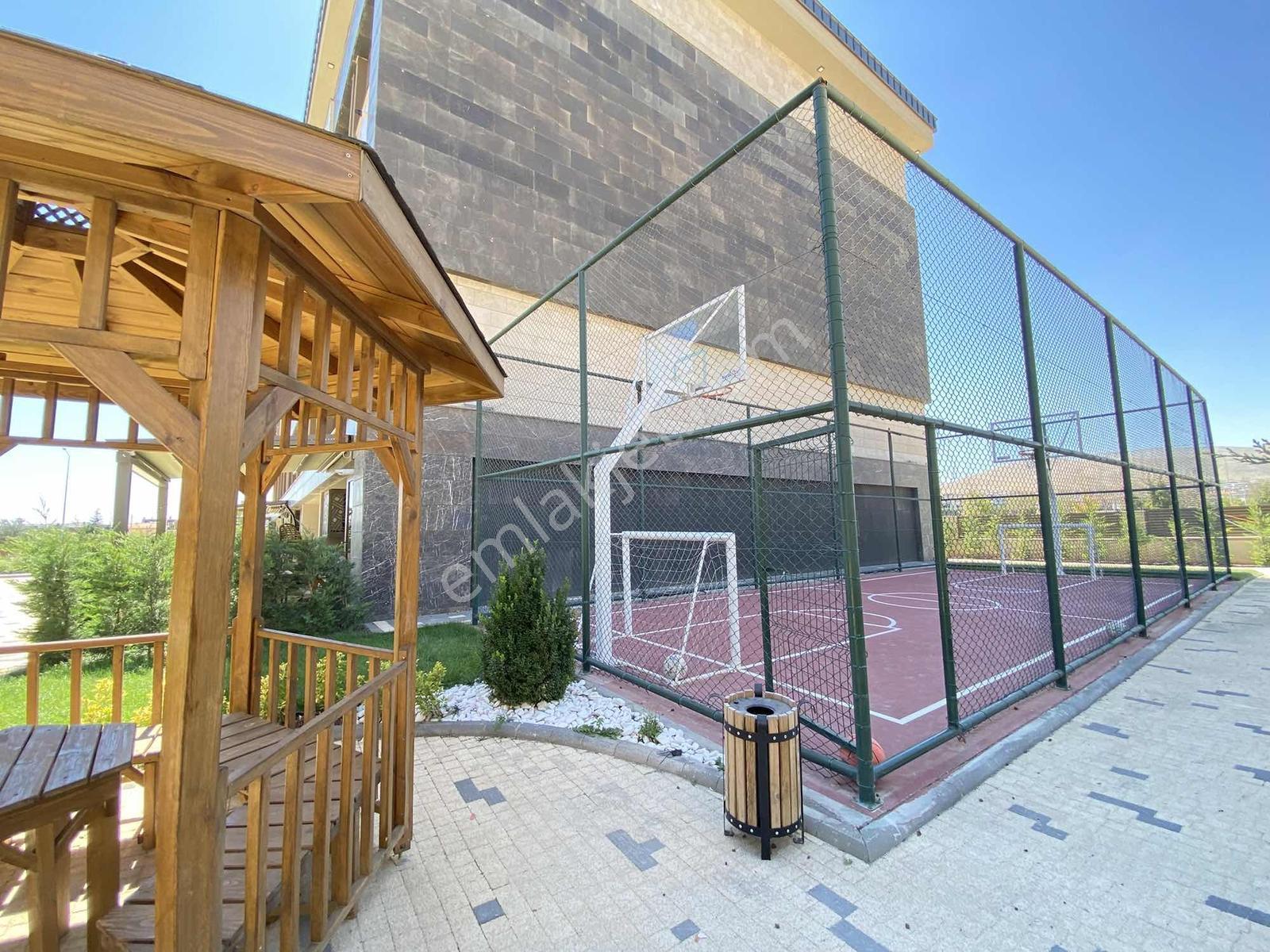 Cadde Maslakta 4+1 Ara Kat Prestijli Ve Konforlu Daire — fotoğraf 6