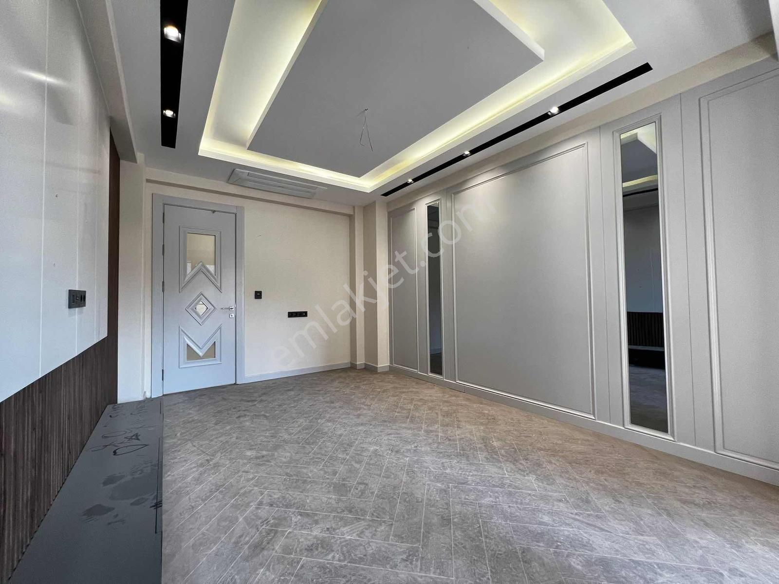 Cadde Maslakta 4+1 Ara Kat Prestijli Ve Konforlu Daire — fotoğraf 15