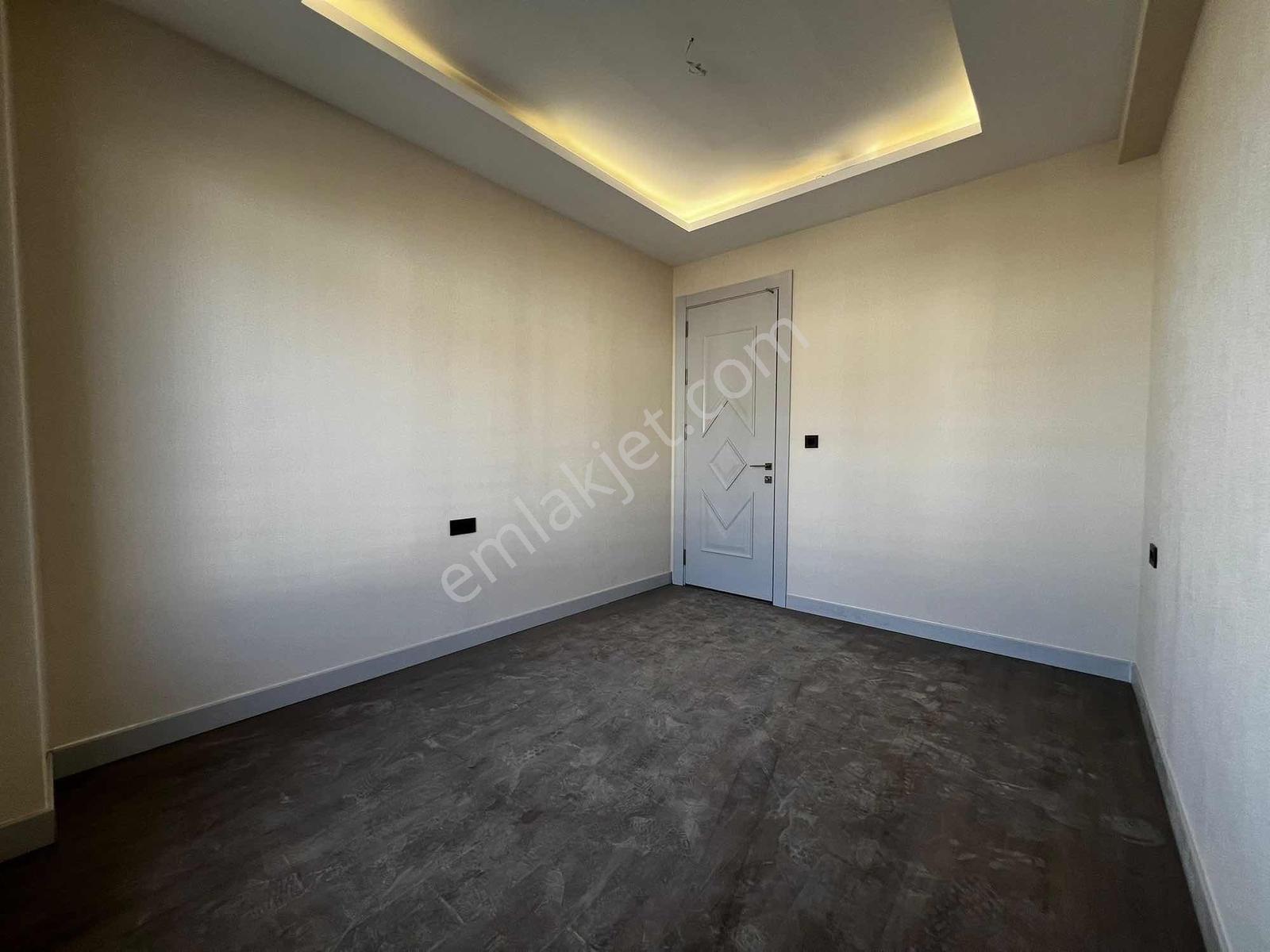 Cadde Maslakta 4+1 Ara Kat Prestijli Ve Konforlu Daire — fotoğraf 18