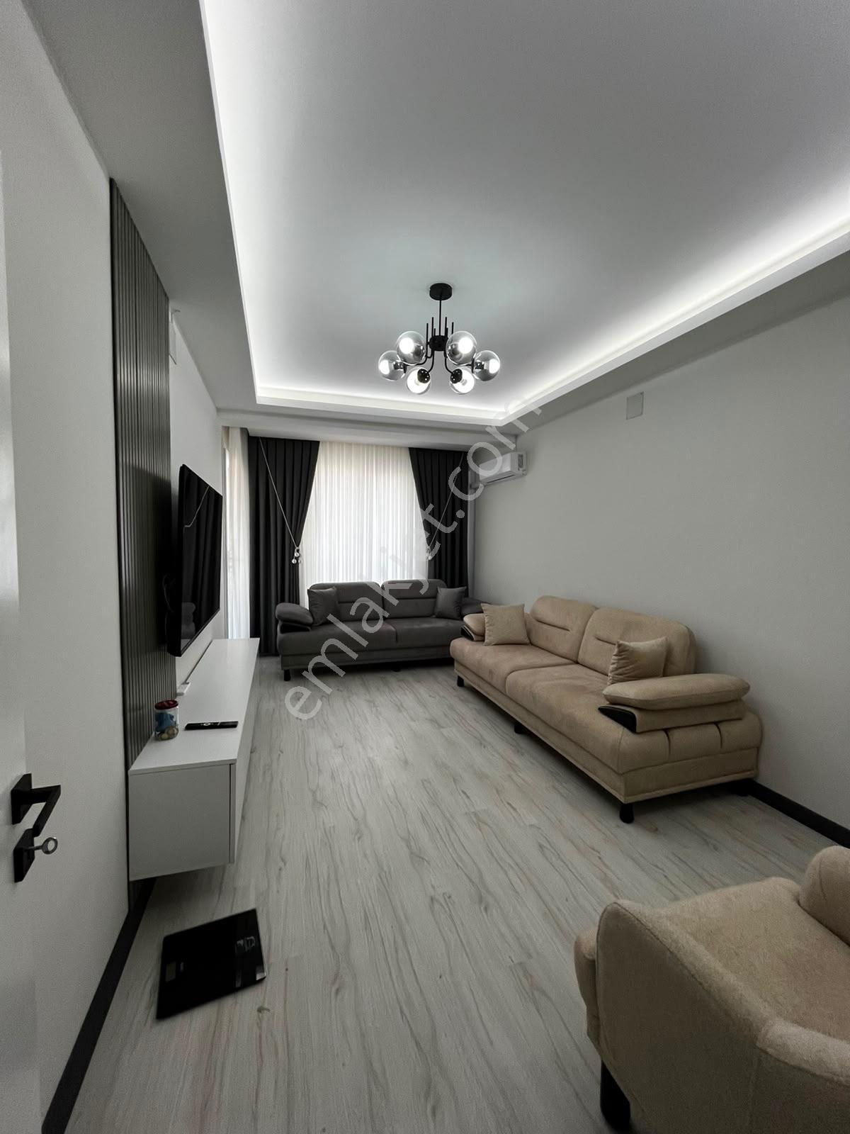 Akhisar Efendi Mahallesinde Satılık Eşyalı 2+1 Daire — fotoğraf 3