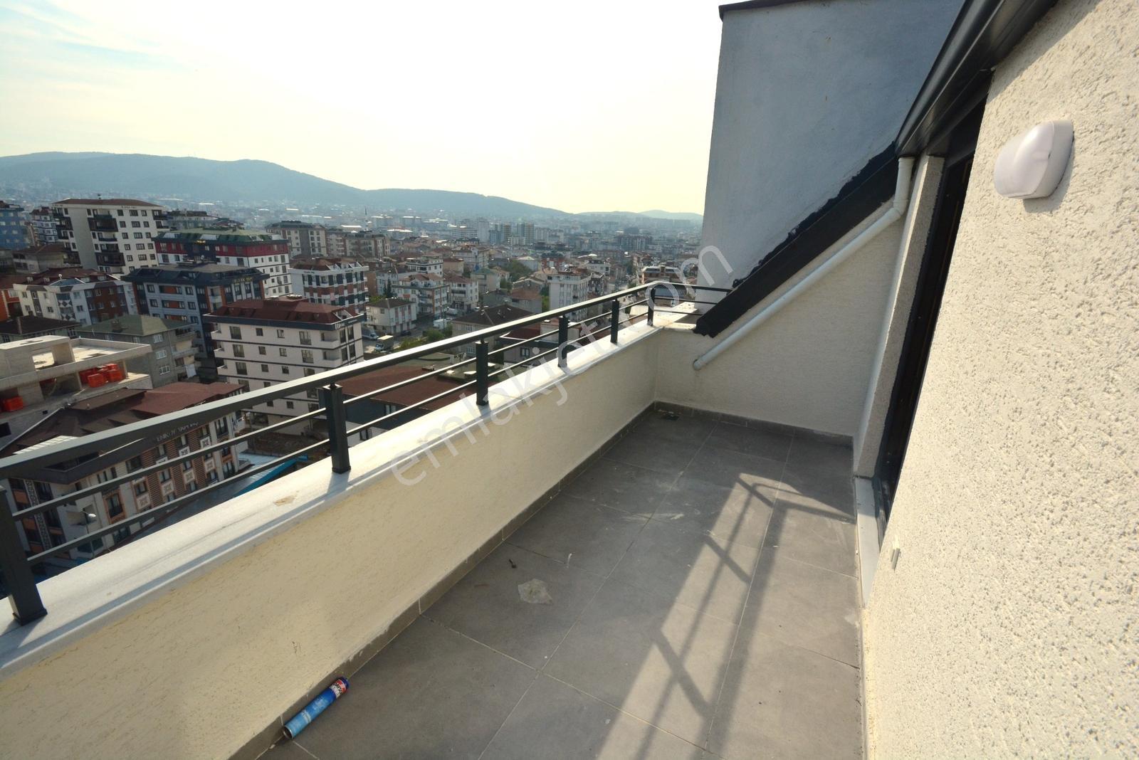 Satılık 4+1 Üst Dublek 120 M2 Cadde Üzerinde Daire Sıfır Daire — fotoğraf 13
