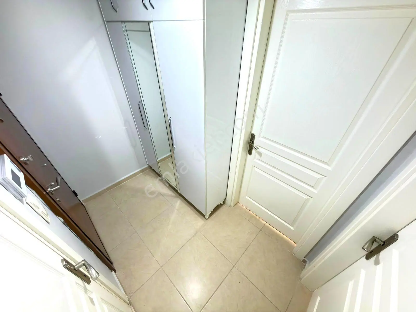 Referans'tan Altınkum'da Ara Kat Geniş Kullanımlı Asansörlü 1+1 Daire — fotoğraf 14