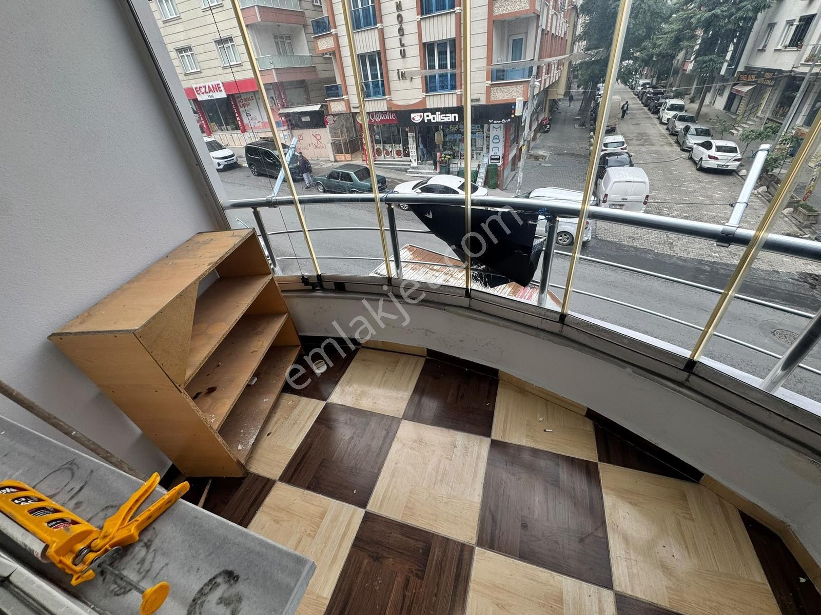 Doğan Araslı'nın Dibinde Köşe Başı 3+1 Arakat Daire — fotoğraf 9