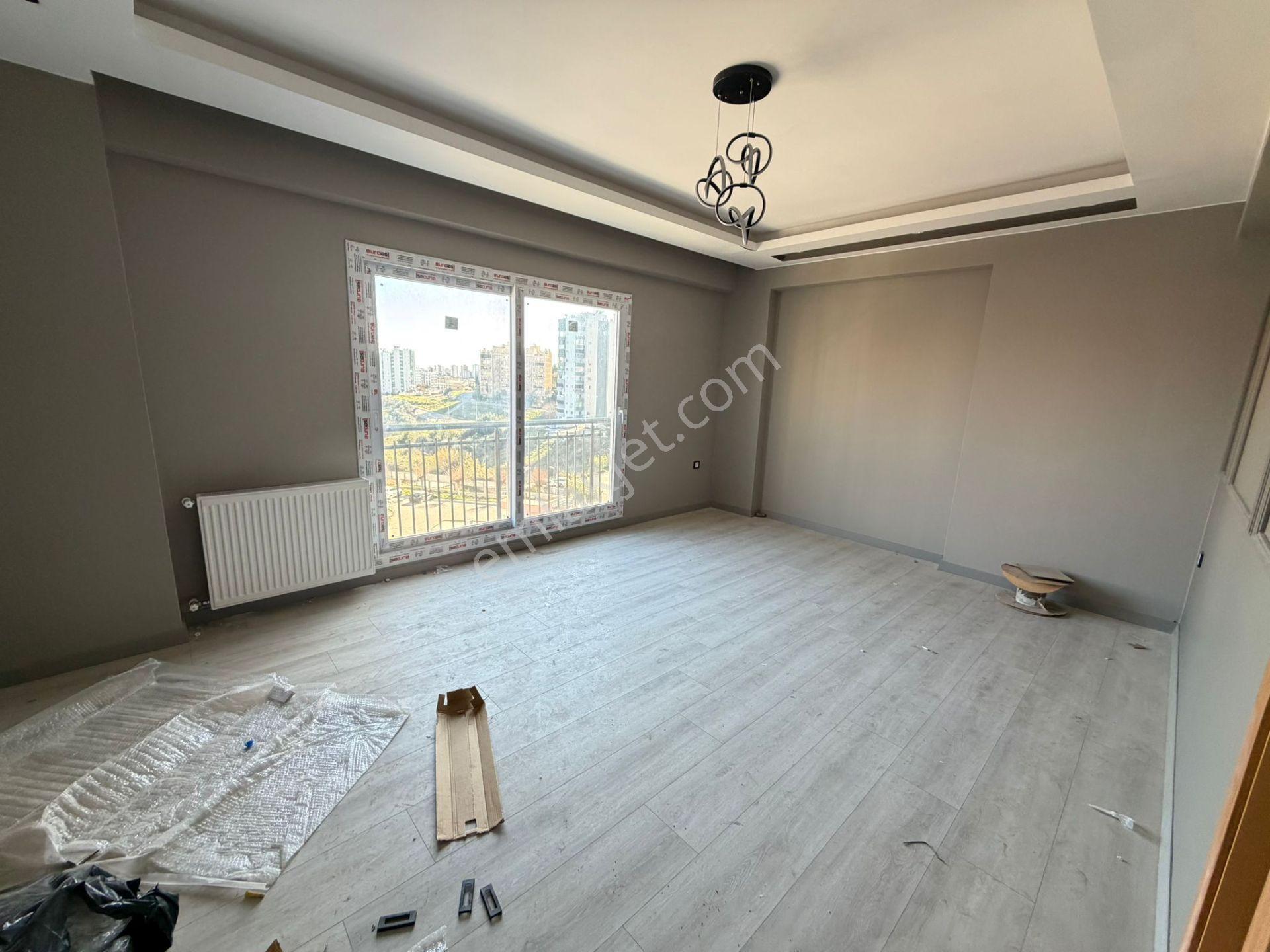 Osmangazi Mahallesinde Site İçerisinde 3+1 Kapalı Mutfak Satılık Daire — fotoğraf 4