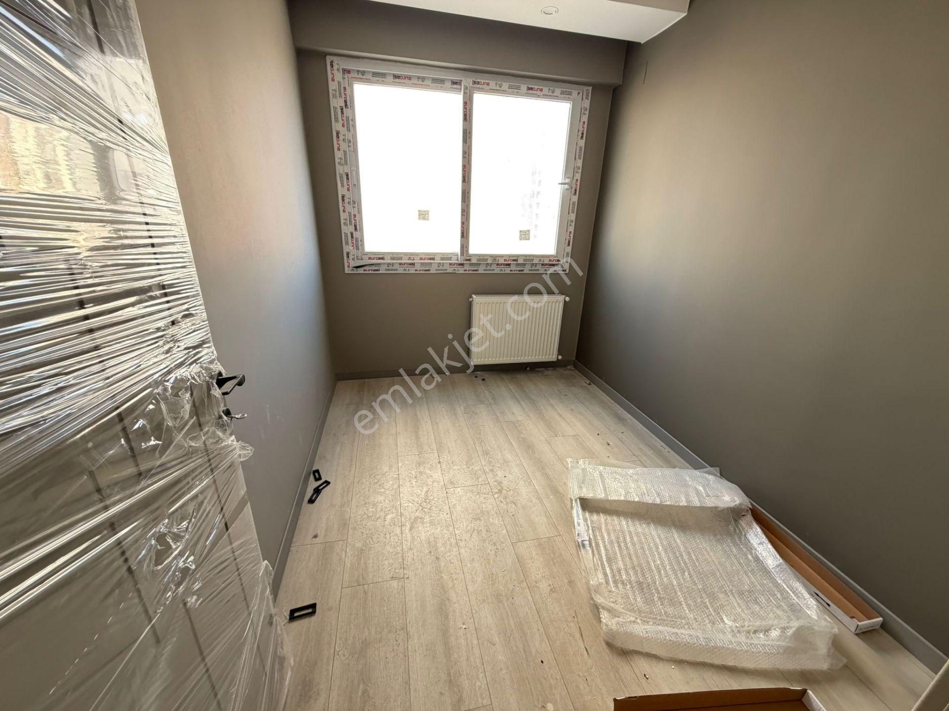 Osmangazi Mahallesinde Site İçerisinde 3+1 Kapalı Mutfak Satılık Daire — fotoğraf 13