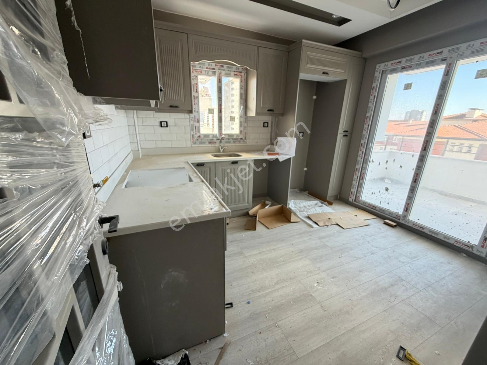 Osmangazi Mahallesinde Site İçerisinde 3+1 Kapalı Mutfak Satılık Daire — fotoğraf 19