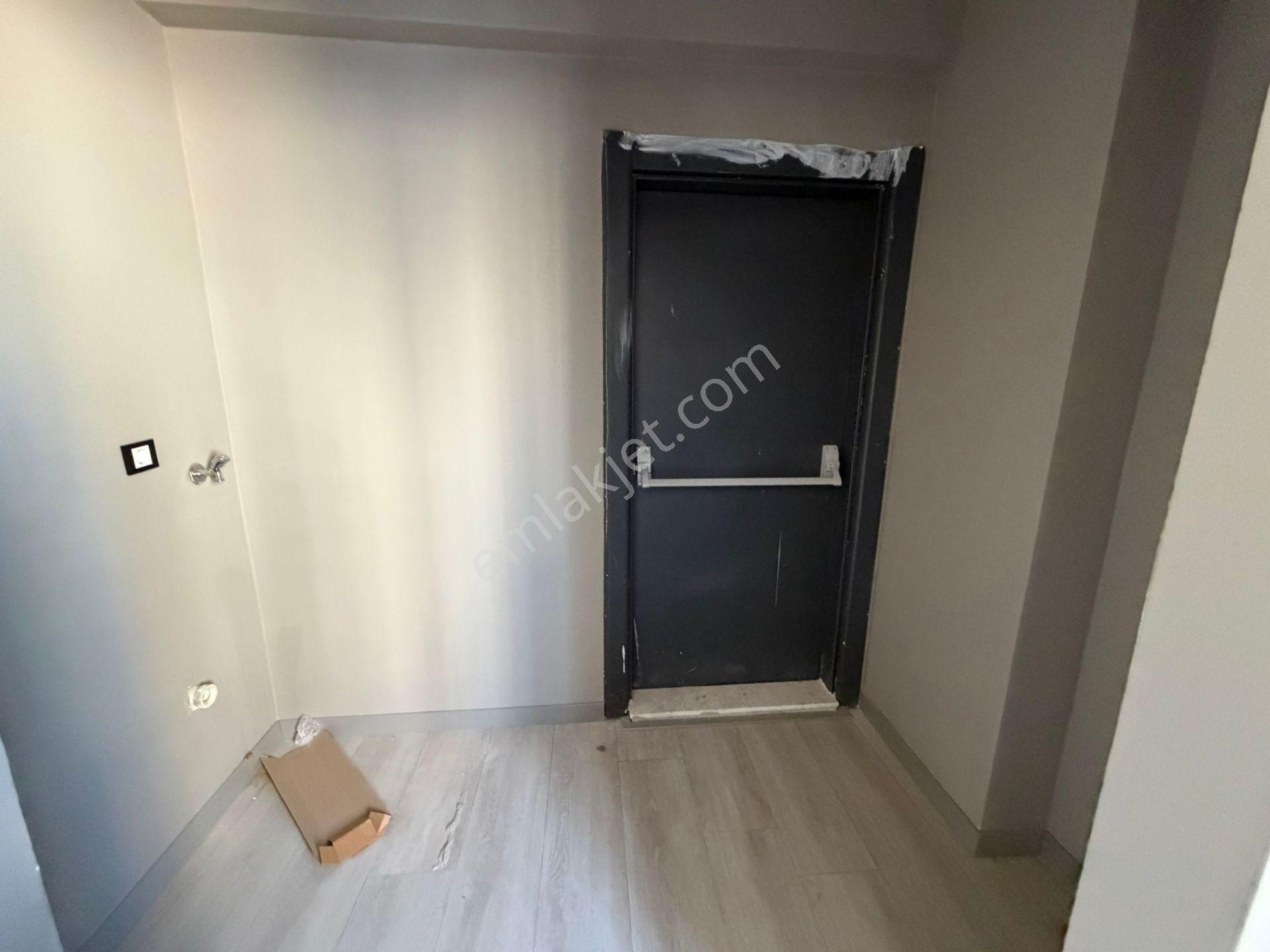 Osmangazi Mahallesinde Site İçerisinde 3+1 Kapalı Mutfak Satılık Daire — fotoğraf 21