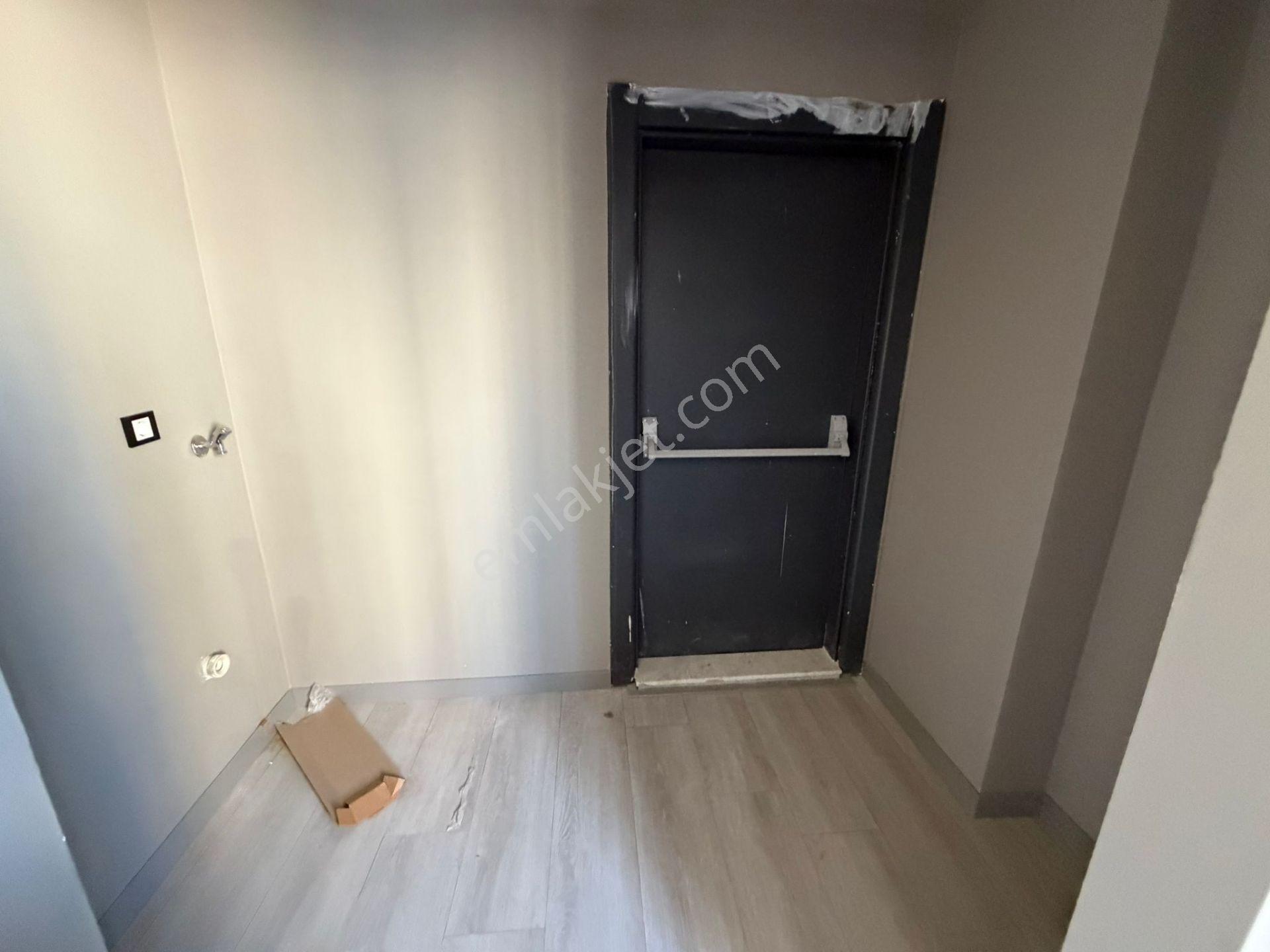 Osmangazi Mahallesinde Site İçerisinde 3+1 Kapalı Mutfak Satılık Daire — fotoğraf 24