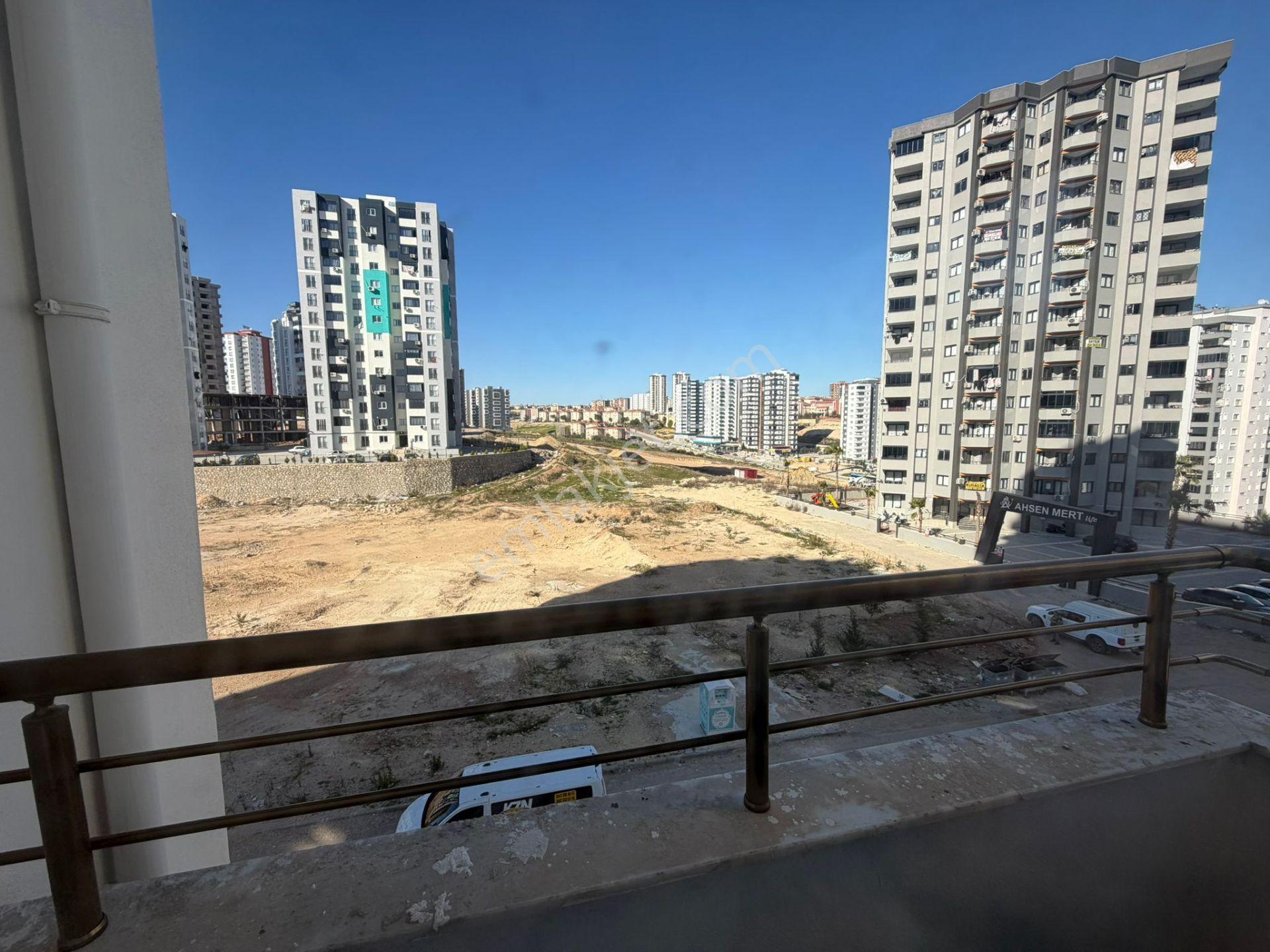 Osmangazi Mahallesinde Site İçerisinde 3+1 Kapalı Mutfak Satılık Daire — fotoğraf 32