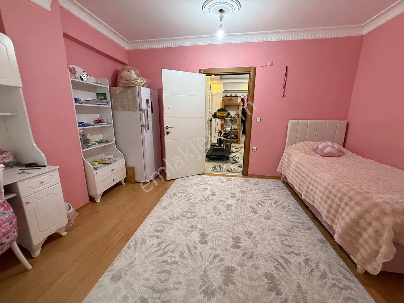 Alban'dan Her Odası Işık Alan Satılık 115m² 2+1 Arakat Daire !! — fotoğraf 13