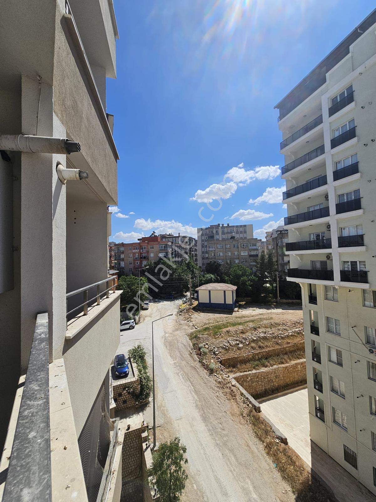 Barak Emlak'tan Merkezi Konumda Krediye Uygun Satılık 1+1 Daire — fotoğraf 10