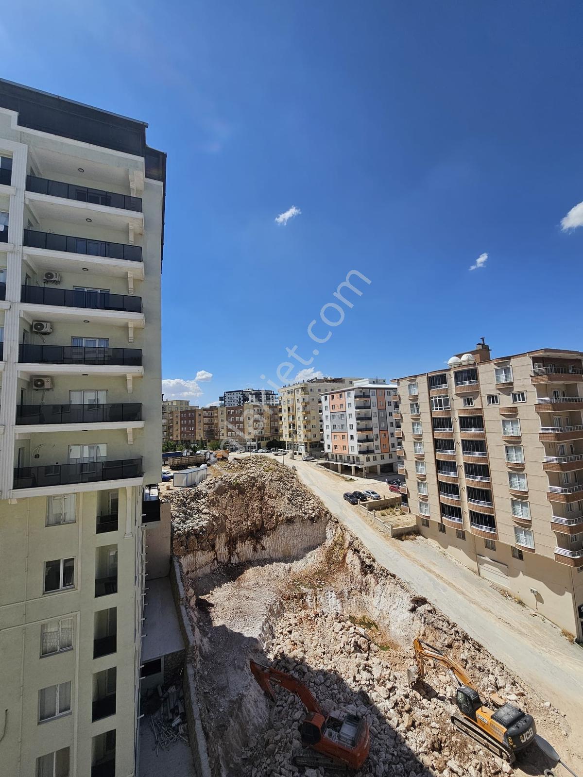 Barak Emlak'tan Merkezi Konumda Krediye Uygun Satılık 1+1 Daire — fotoğraf 14