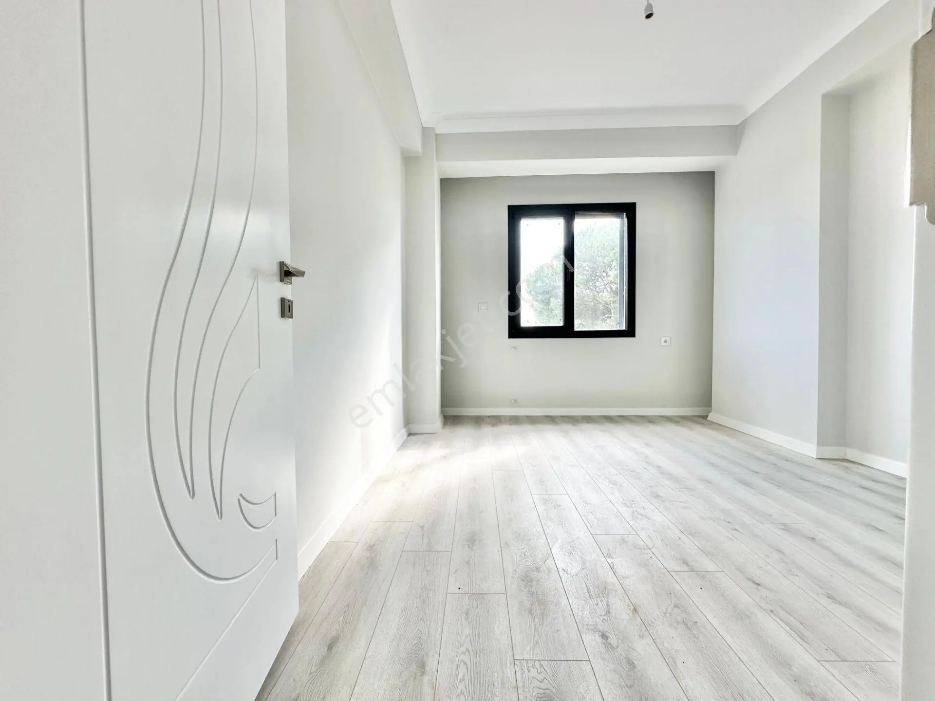 ꧁ay Emlaktan꧂küçükkuyu Mıhlı'da Lüks Butik Sitede Denize 300 M Bahçe Kullanımlı Satılık 2+1 Daire — fotoğraf 19