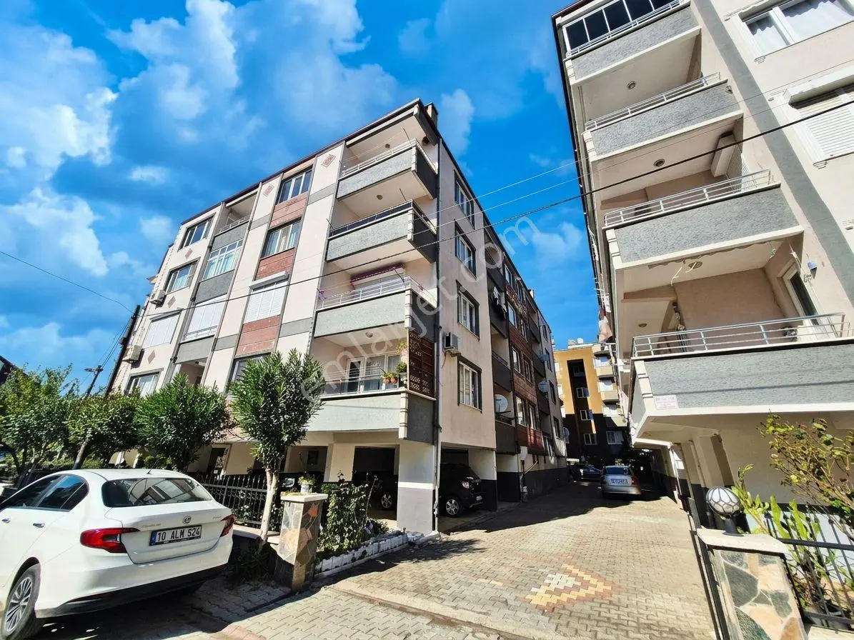 Aktif'Ten Akçayda Satılık Ön Cephe Kapalı Otoparklı Yüksek Kredili Fırsat 2+1 Da...
