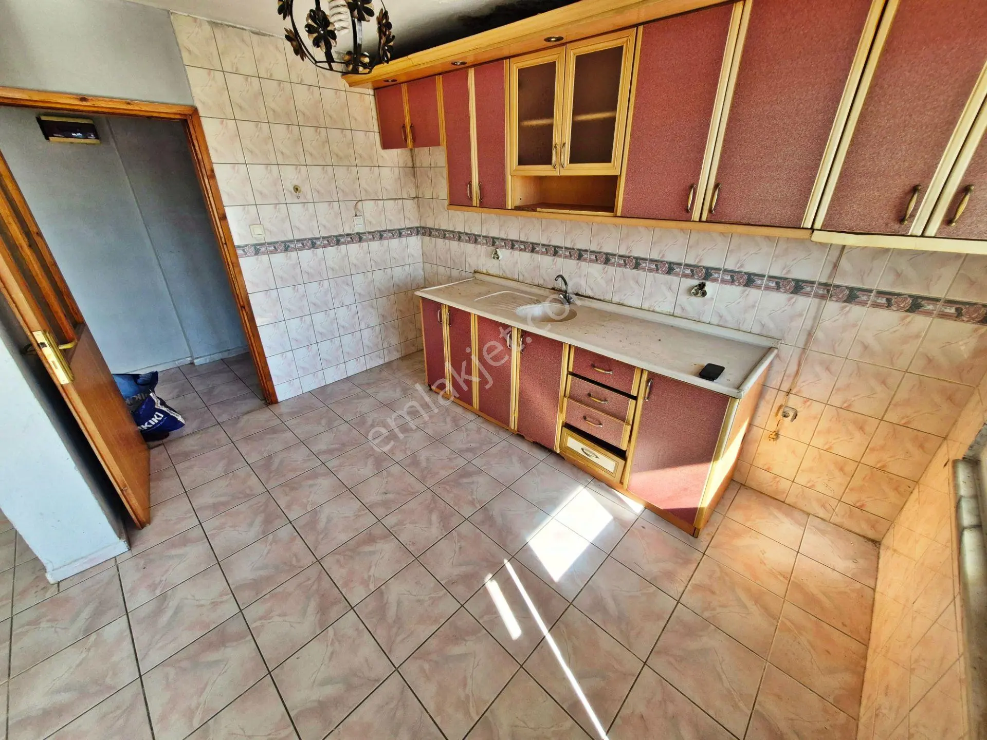 Aktif'ten Akçayda Satılık Ön Cephe Kapalı Otoparklı Yüksek Kredili Fırsat 2+1 Daire — fotoğraf 6