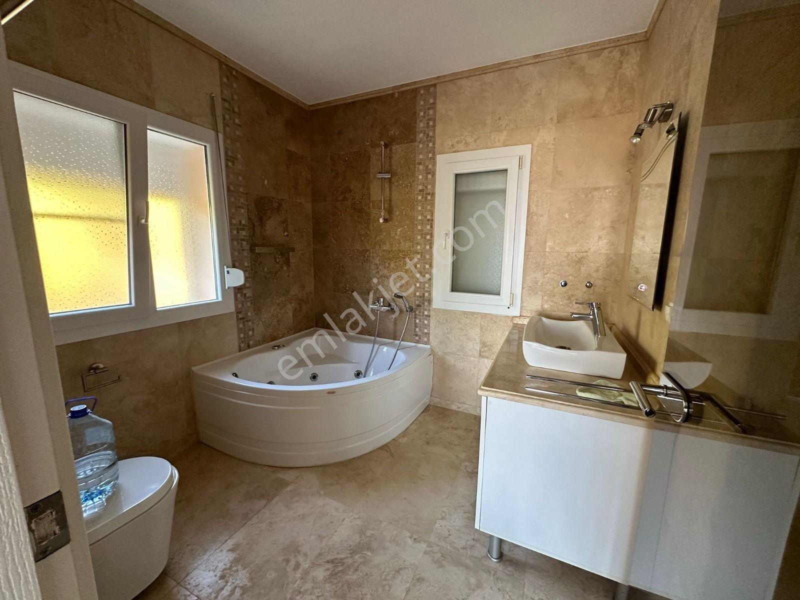 Kuşadası Satılık Soğucak Mevkii 4+1 Tek Müstakil Villa — fotoğraf 11