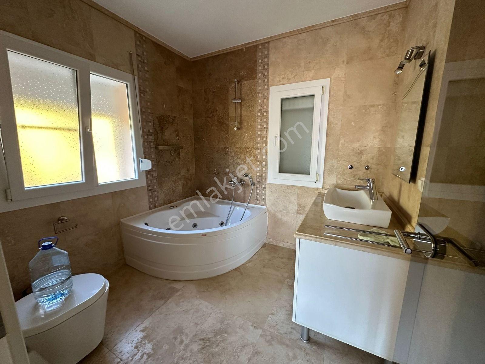 Kuşadası Satılık Soğucak Mevkii 4+1 Tek Müstakil Villa — fotoğraf 23