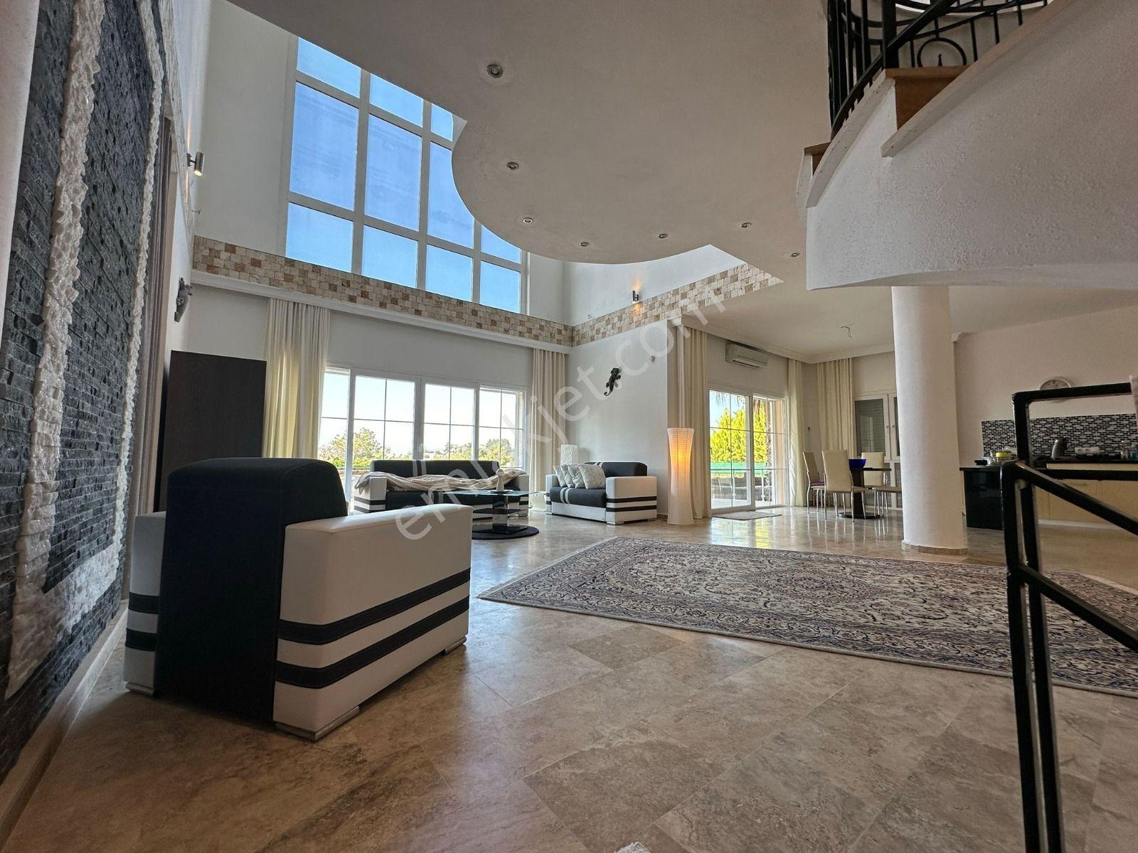 Kuşadası Satılık Soğucak Mevkii 4+1 Tek Müstakil Villa — fotoğraf 25