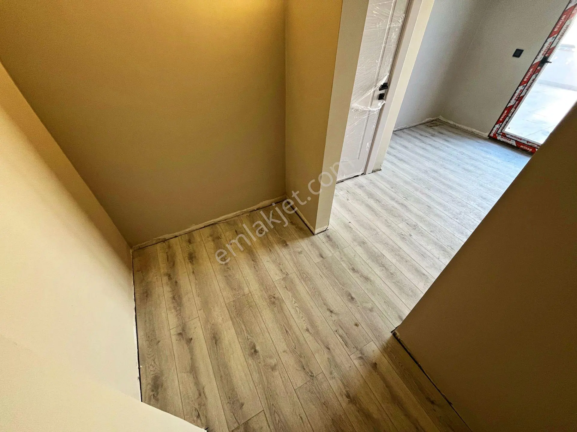 🛑🛑aktiften Akçay'ın En Göz Konforlu Otoparklı Giyinme Odalı Geniş Satılık 2+1 Dublexi — fotoğraf 10