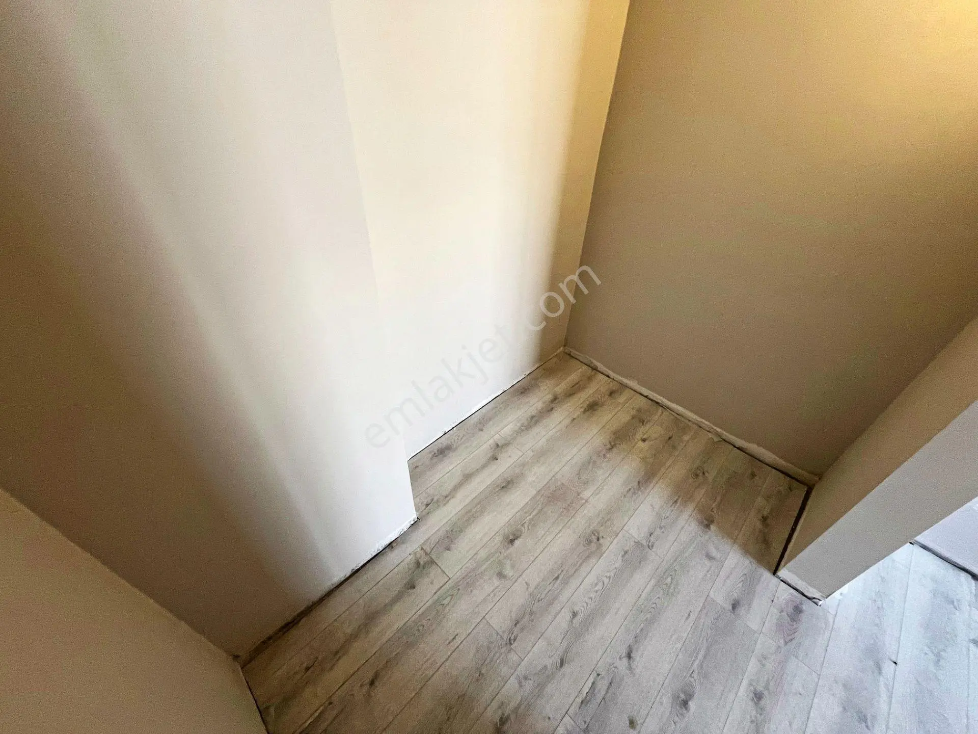 🛑🛑aktiften Akçay'ın En Göz Konforlu Otoparklı Giyinme Odalı Geniş Satılık 2+1 Dublexi — fotoğraf 12