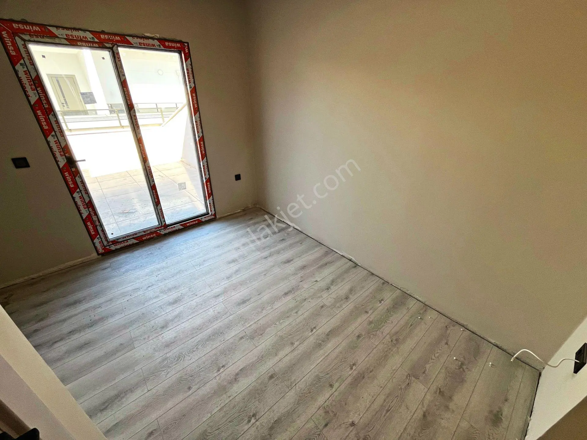 🛑🛑aktiften Akçay'ın En Göz Konforlu Otoparklı Giyinme Odalı Geniş Satılık 2+1 Dublexi — fotoğraf 20