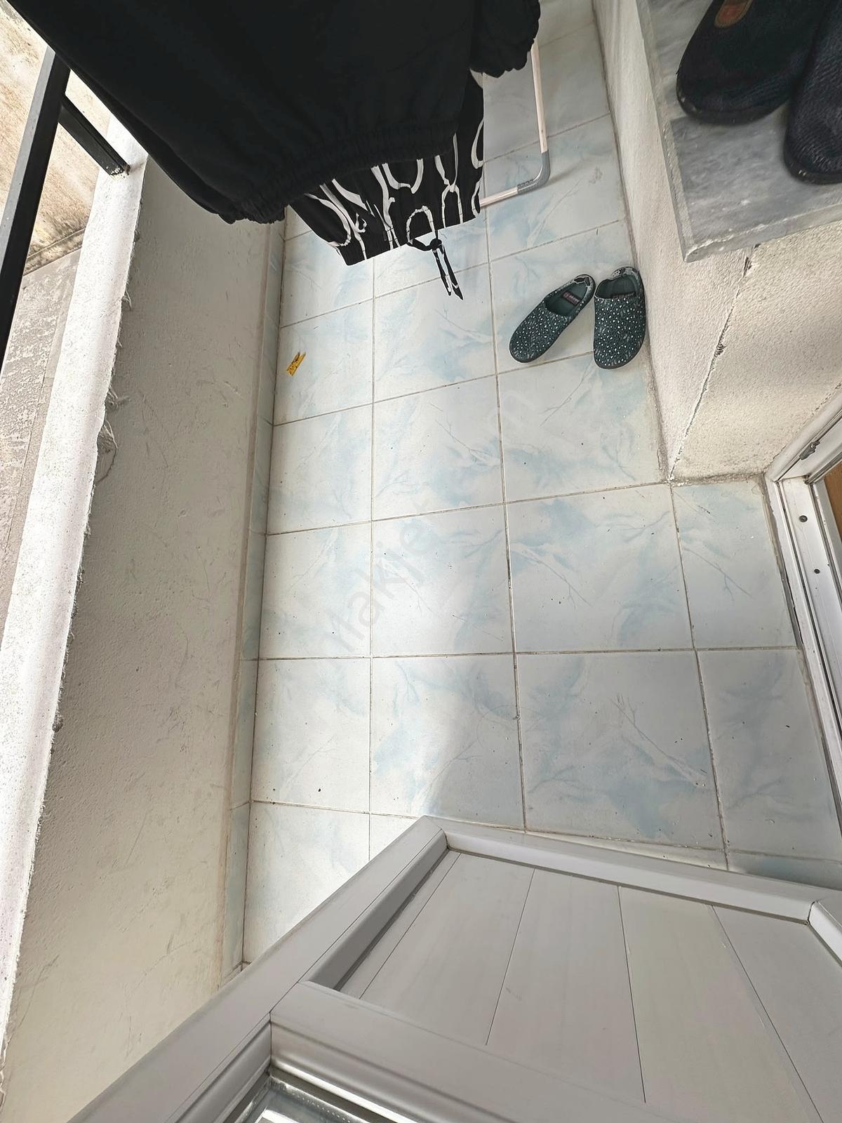 Neşet Ertaş Caddesinde Ön Cephe Yapılı Satılık 3+1 Daire — fotoğraf 4