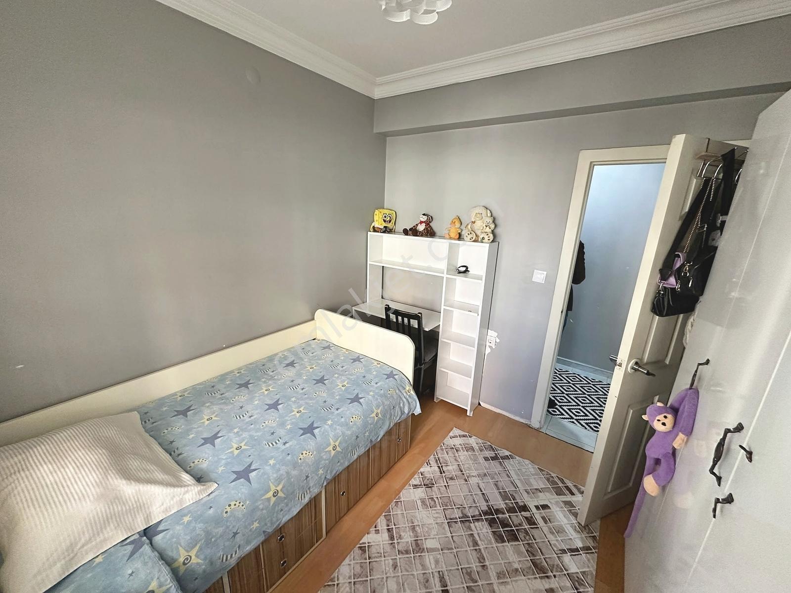 Neşet Ertaş Caddesinde Ön Cephe Yapılı Satılık 3+1 Daire — fotoğraf 15
