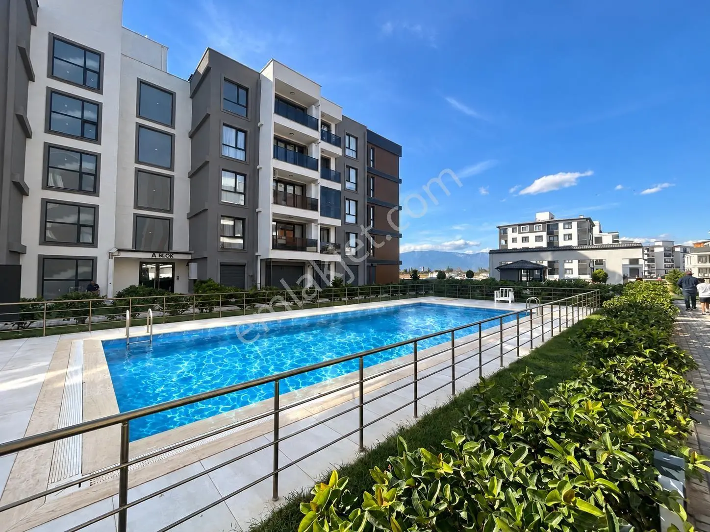 Burhaniye Bahçelievler Mahallesi 1+1 Sıfır Daire