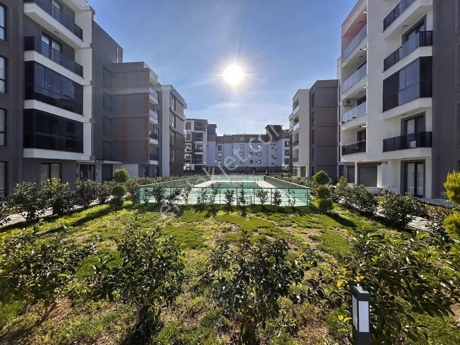 Burhaniye Bahçelievler Mahallesi 1+1 Sıfır Daire — fotoğraf 4