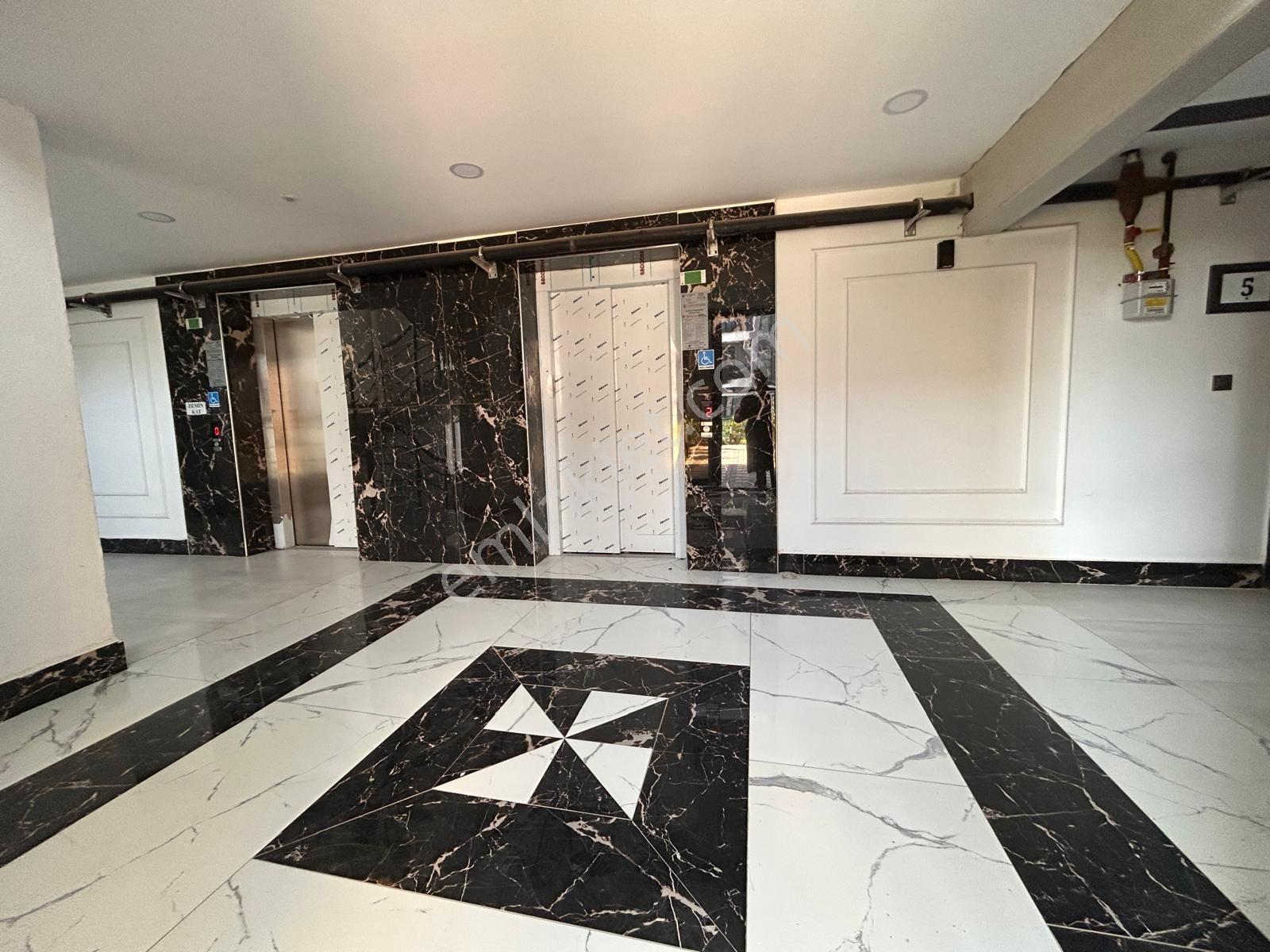 Burhaniye Bahçelievler Mahallesi 1+1 Sıfır Daire — fotoğraf 9