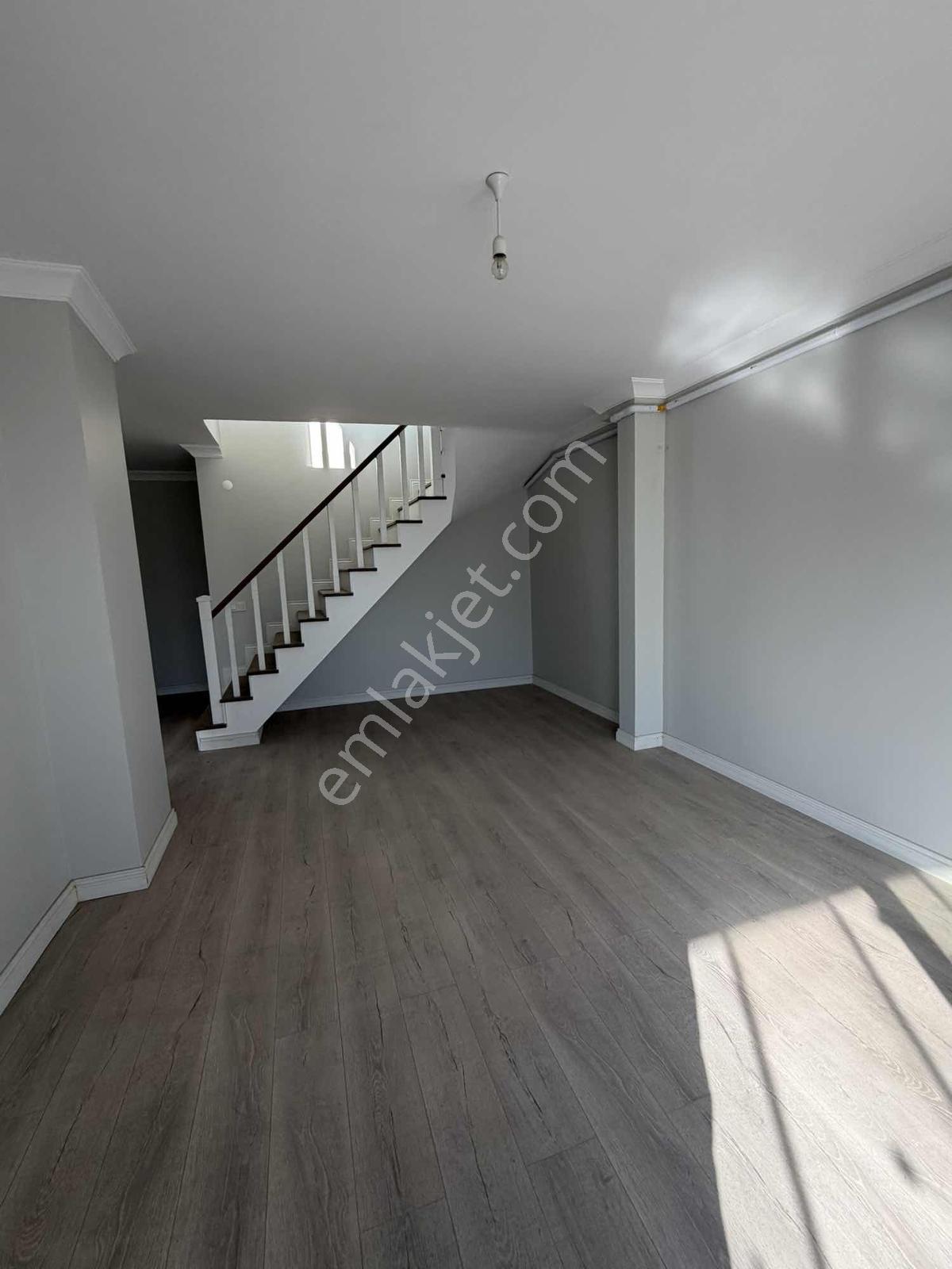 Engin Emlaktan Akçakoca Ayazlı Da Satlık Dubleks Daire — fotoğraf 2