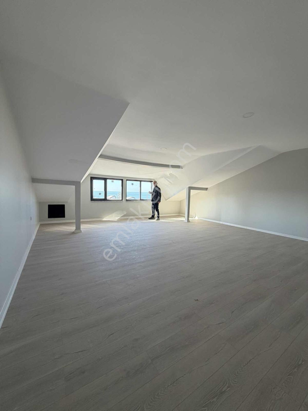 Engin Emlaktan Akçakoca Ayazlı Da Satlık Dubleks Daire — fotoğraf 15