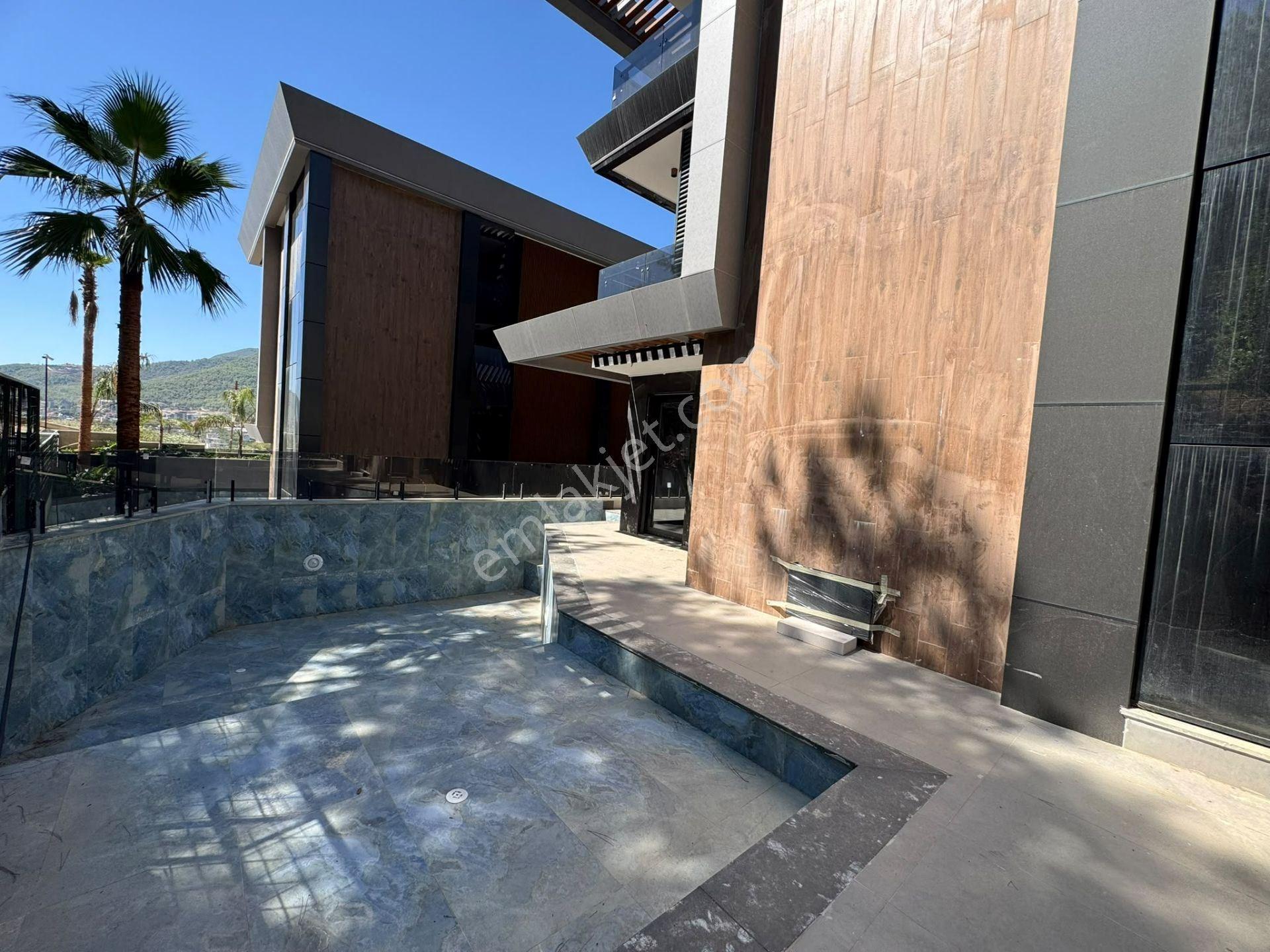 Alanya Oba Lüx Komplex İçerisinde Satılık Özel Havuzlu Muhteşem Villa — fotoğraf 4