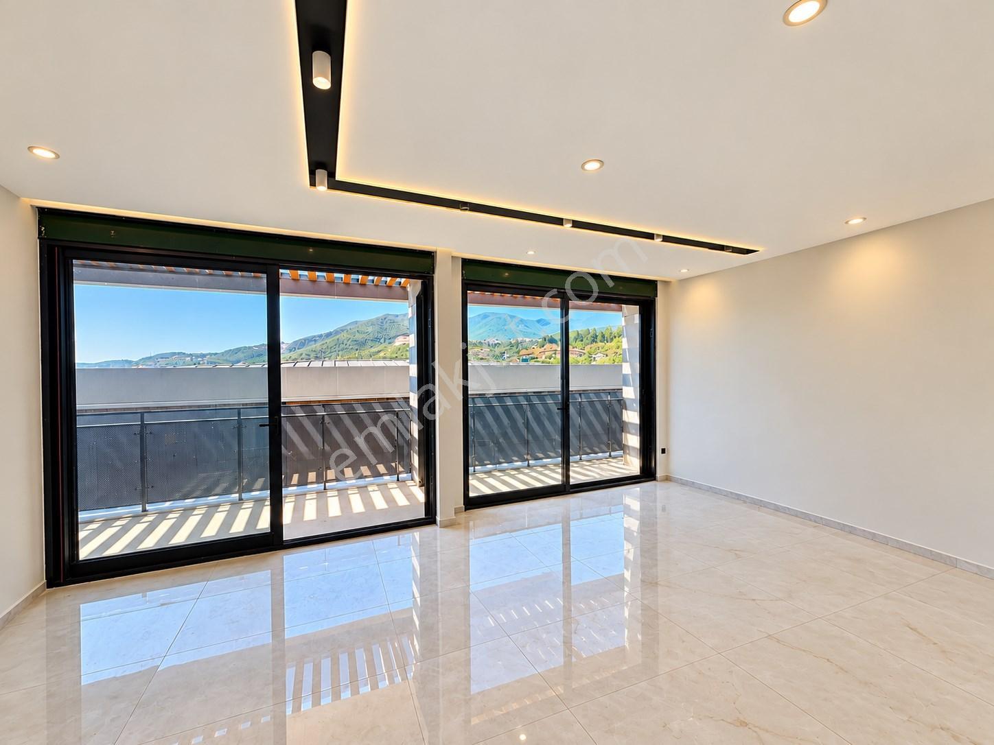 Alanya Oba Lüx Komplex İçerisinde Satılık Özel Havuzlu Muhteşem Villa — fotoğraf 18