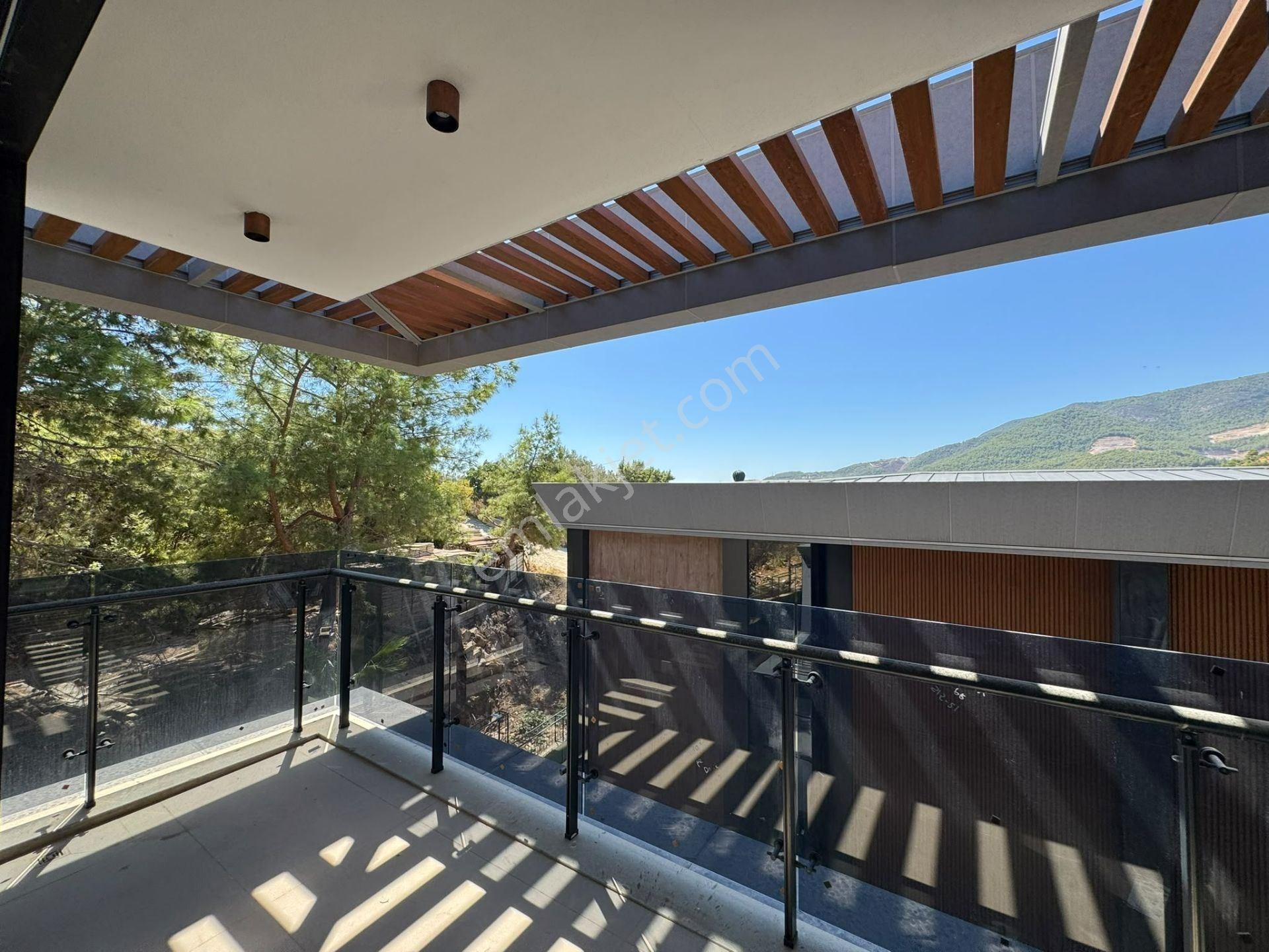 Alanya Oba Lüx Komplex İçerisinde Satılık Özel Havuzlu Muhteşem Villa — fotoğraf 23